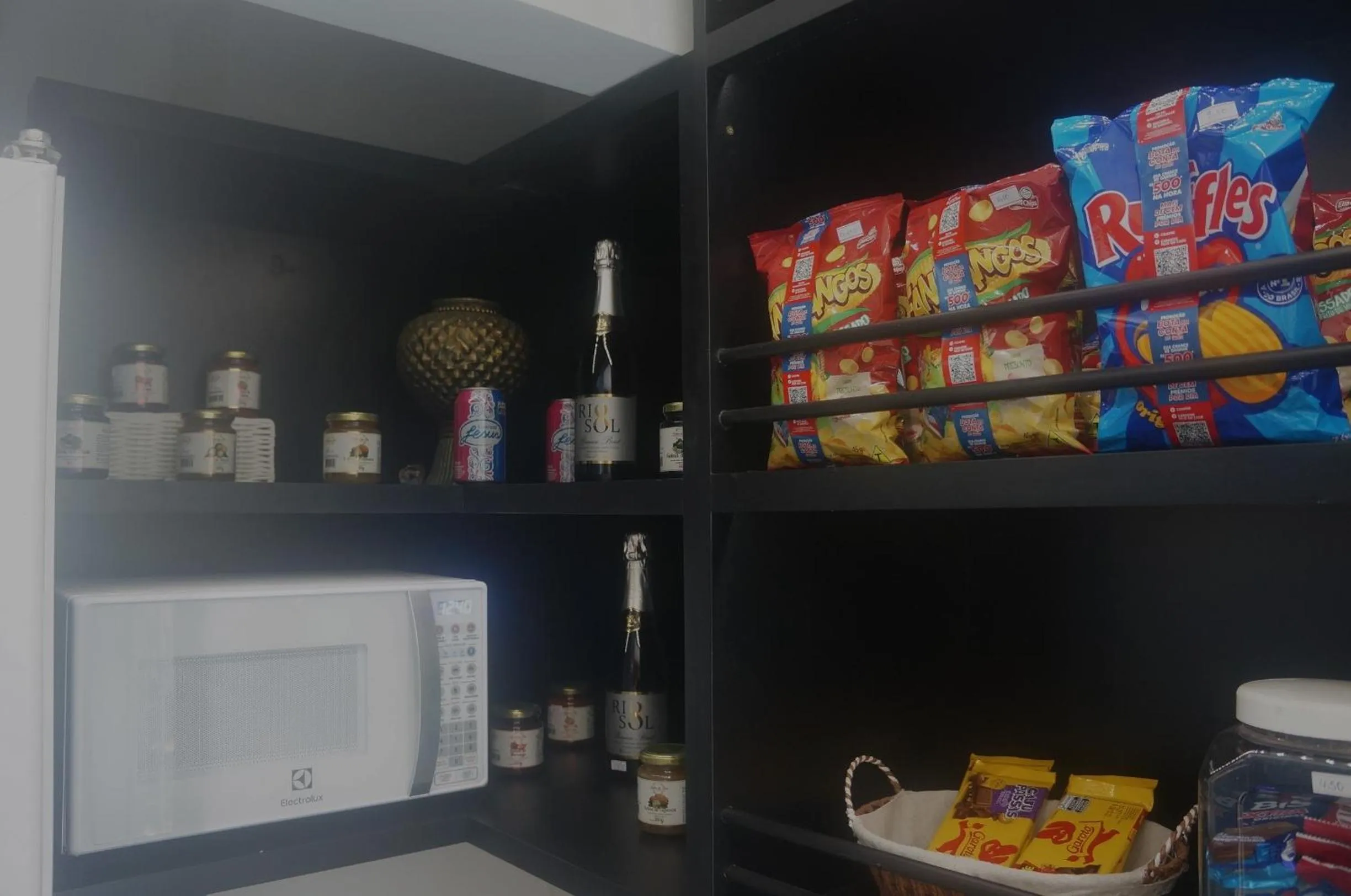 Restaurant/places to eat in Belaris Hotel Executivo