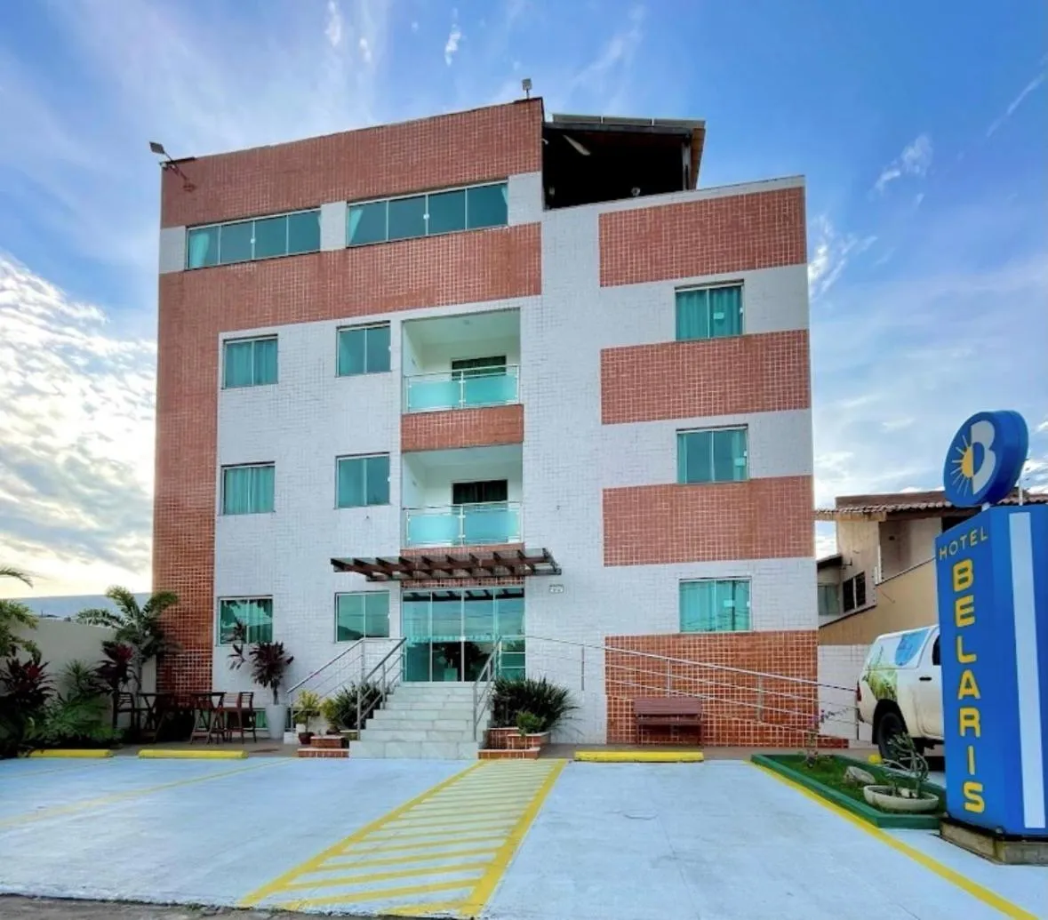 Property building in Belaris Hotel Executivo