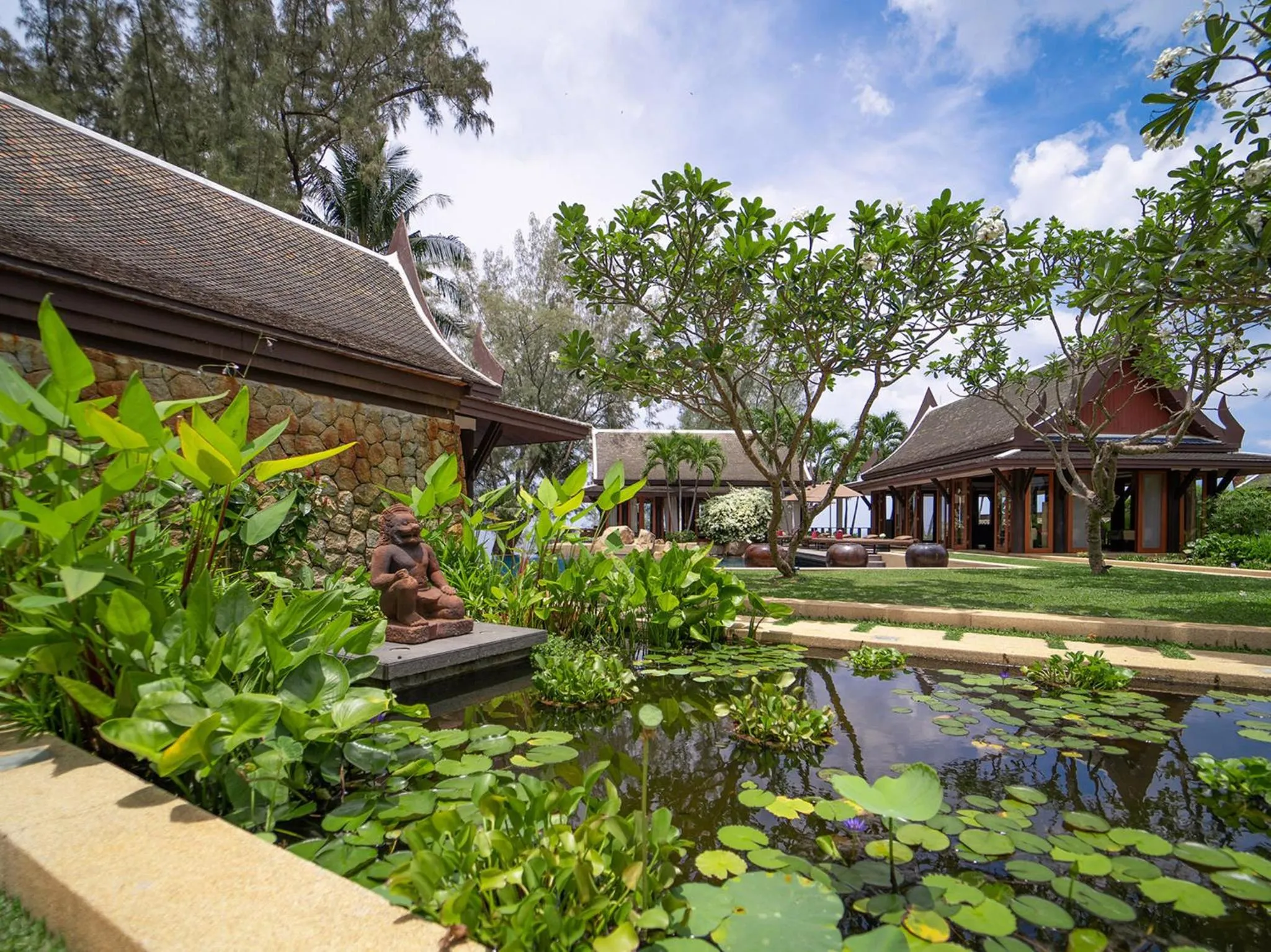 Property building in Villa Chada