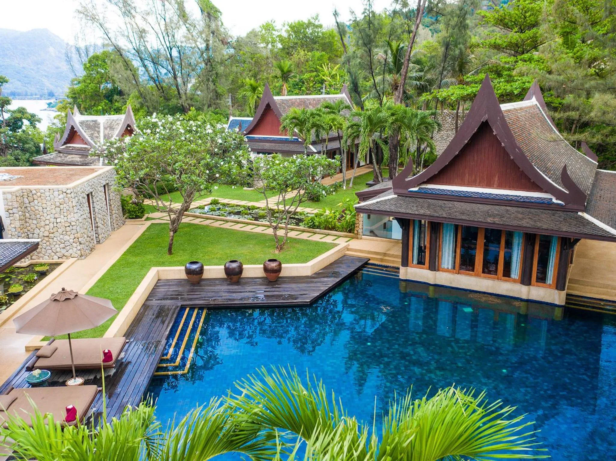 Property building in Villa Chada