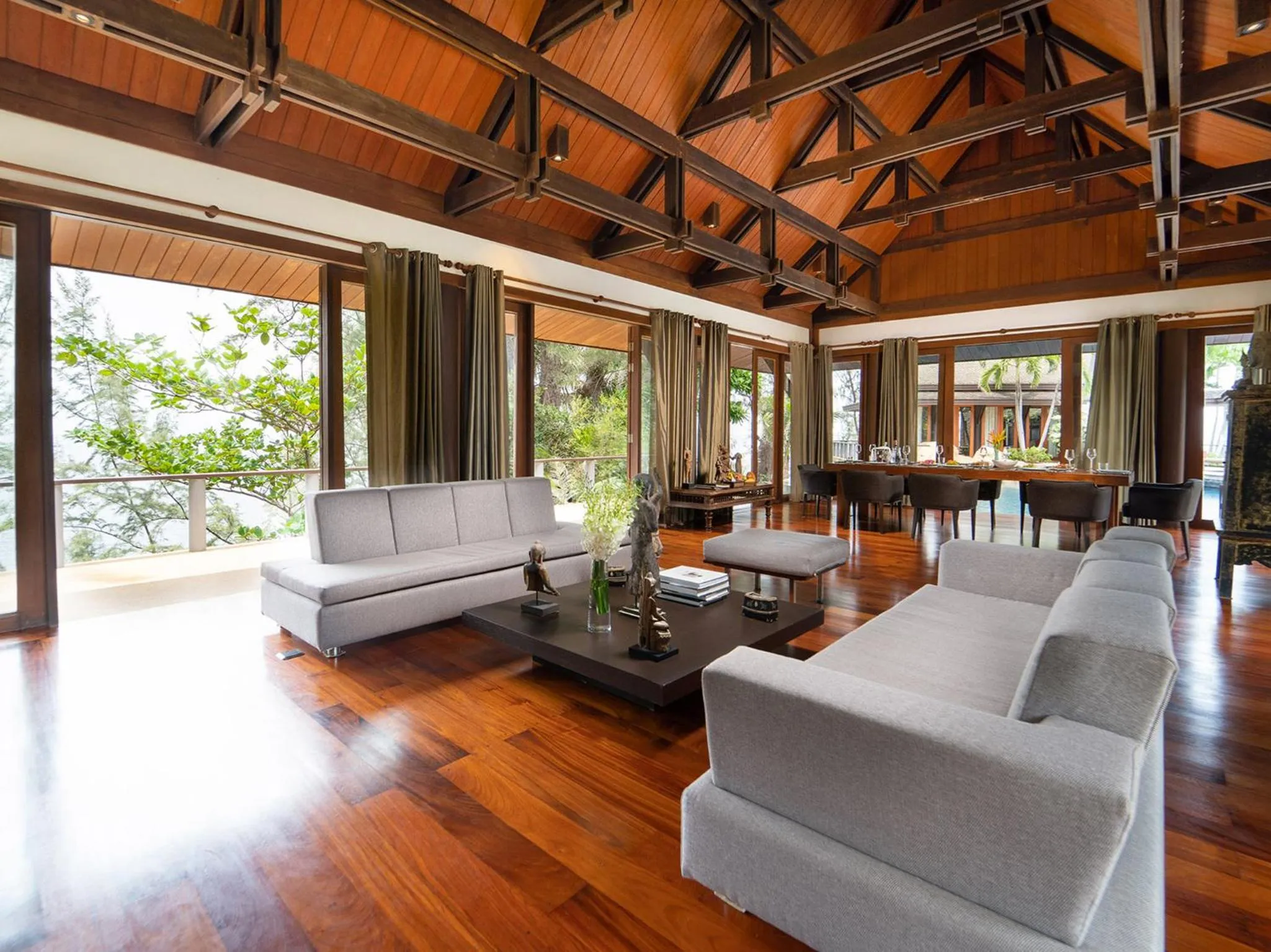 Communal lounge/ TV room in Villa Chada