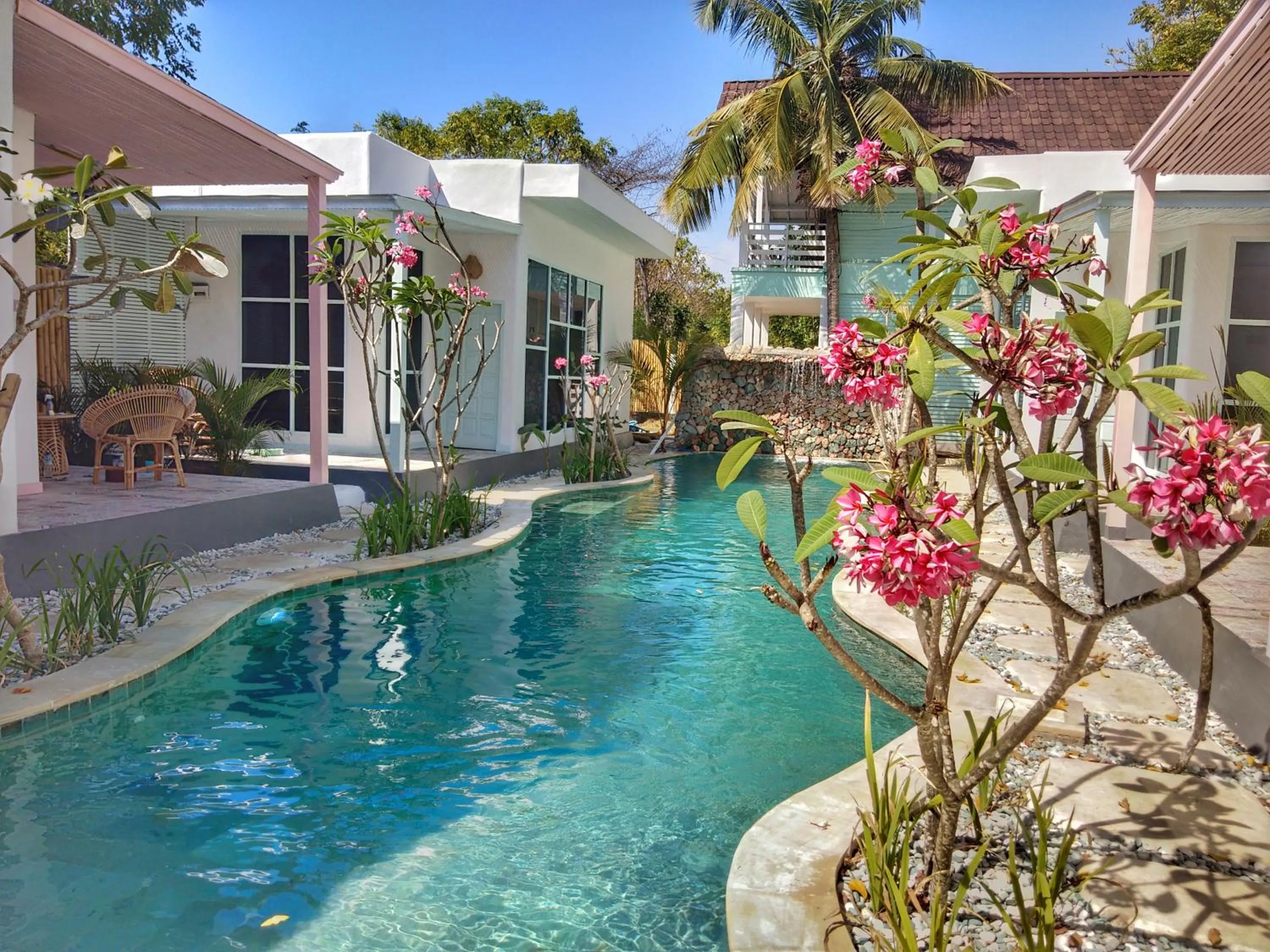 Property building in Flamingo