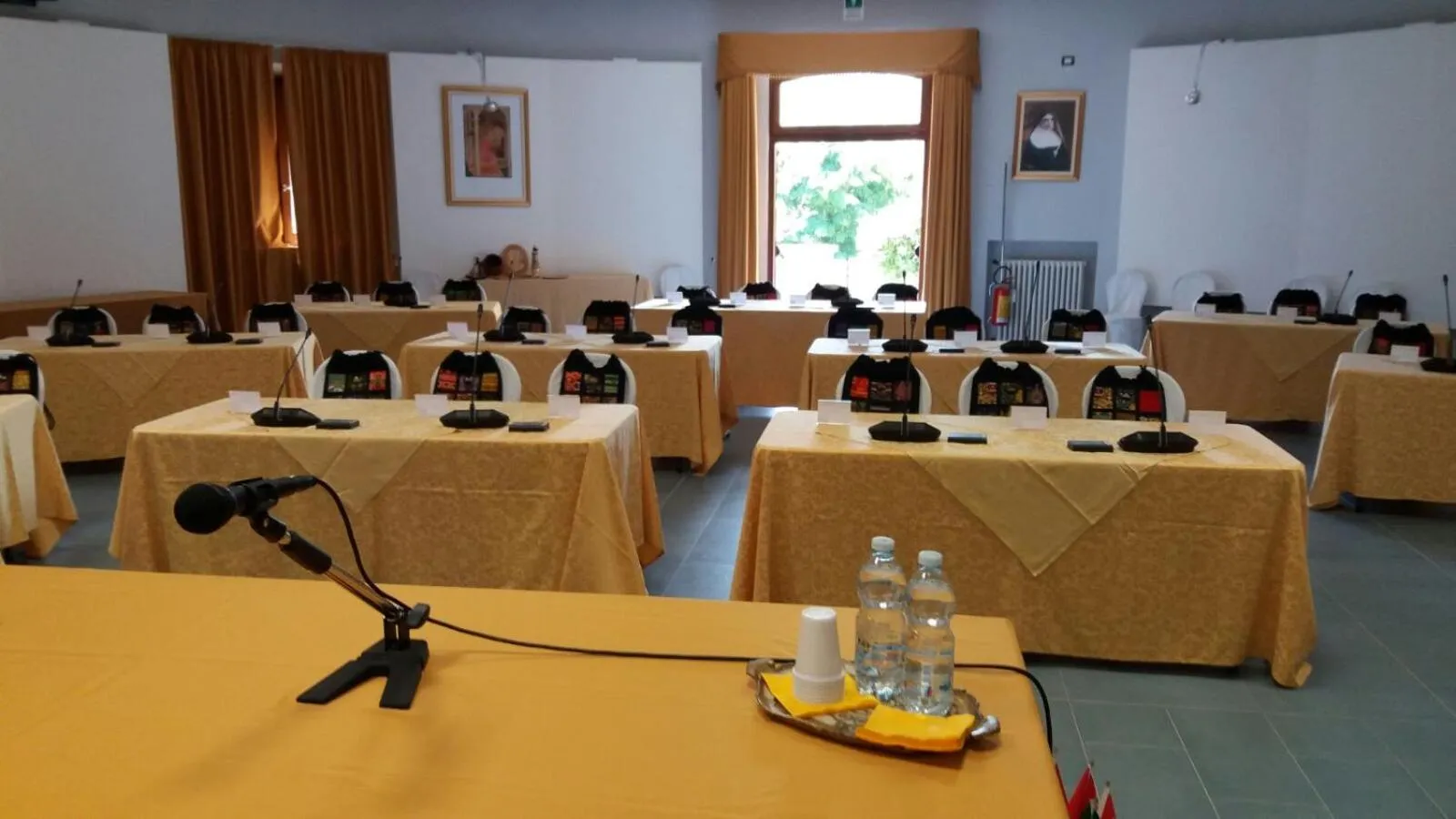 Business facilities in Villa Santa Margherita - Albergo