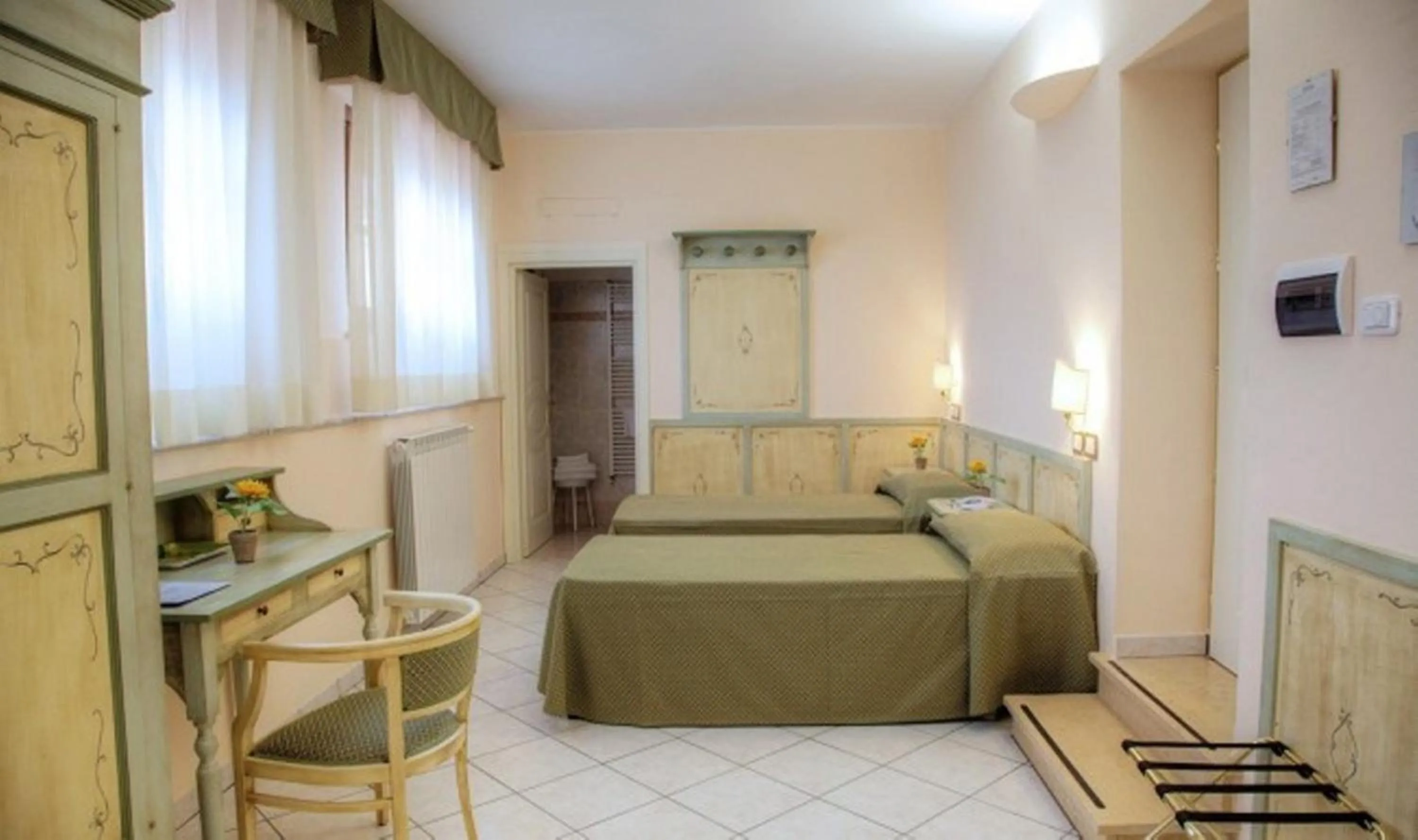 Photo of the whole room, Bed in Villa Santa Margherita - Albergo