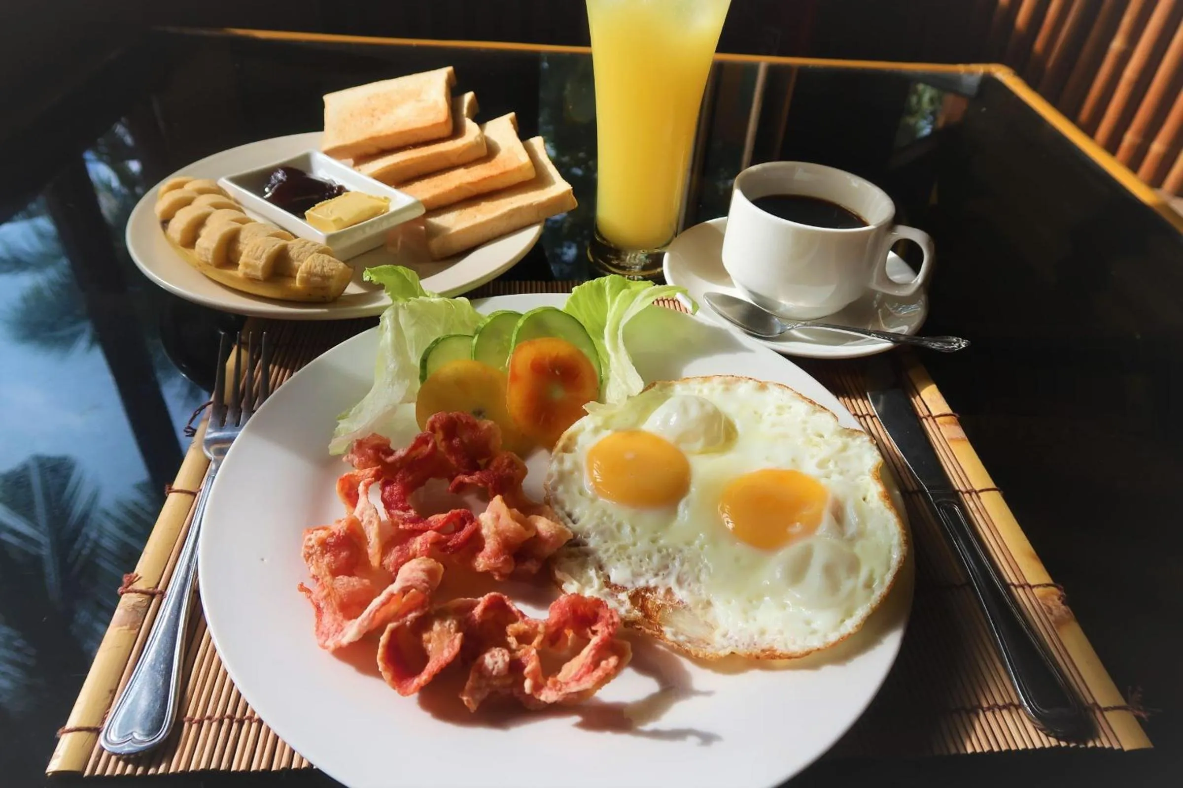 Breakfast in VILLA MARMARINE BEACH RESORT & RESTAURANT