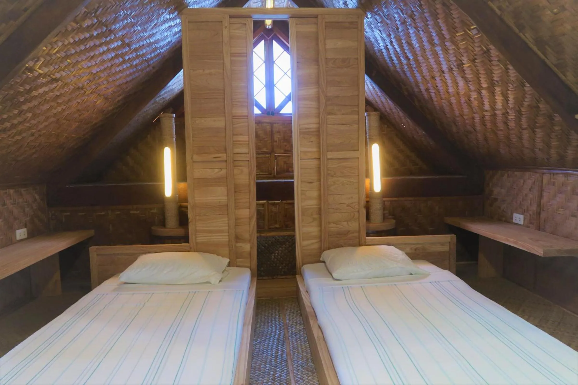 Bed in VILLA MARMARINE BEACH RESORT & RESTAURANT