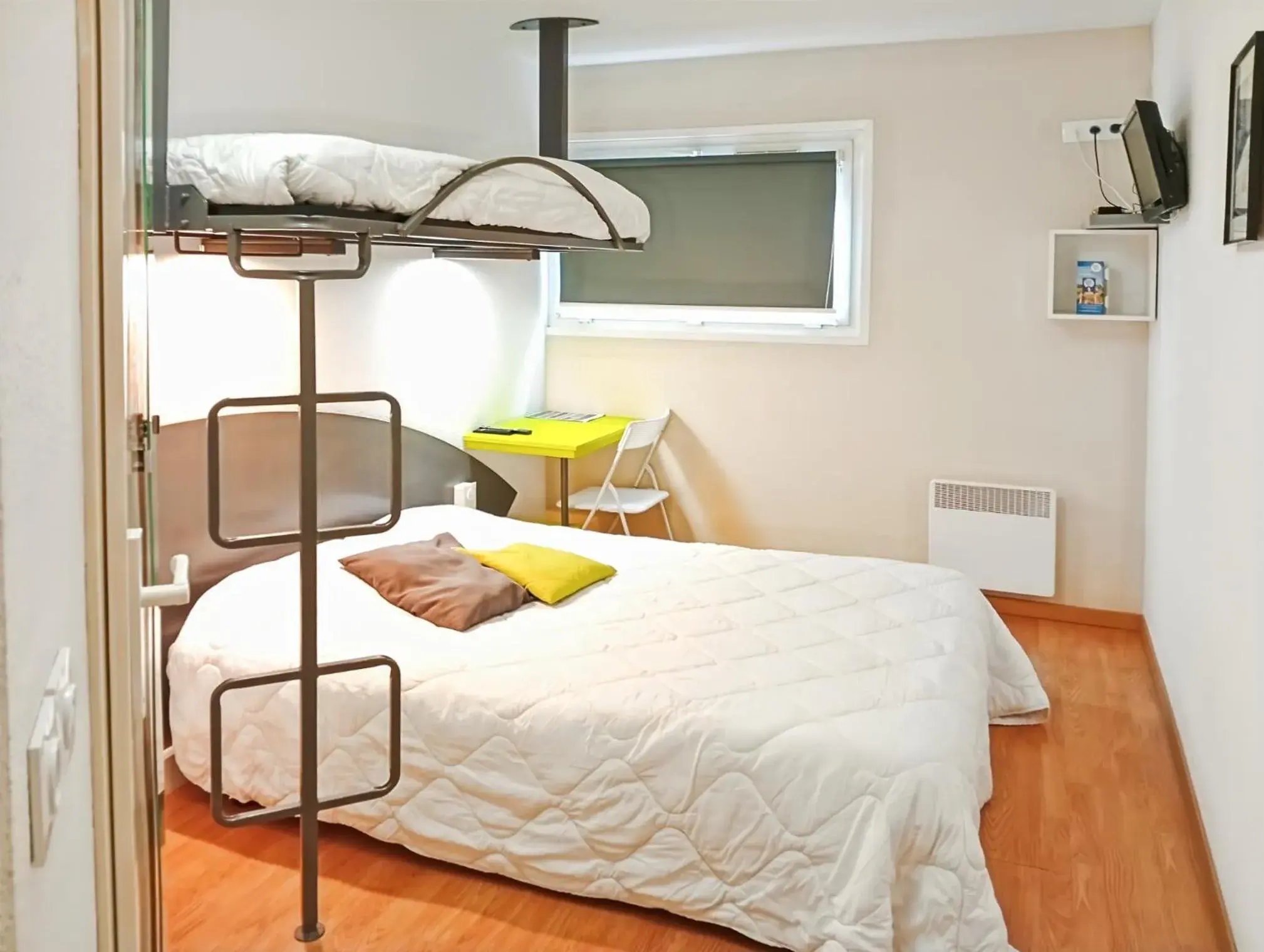 Bed in Good Night Hotel Bed in Good Night Hotel