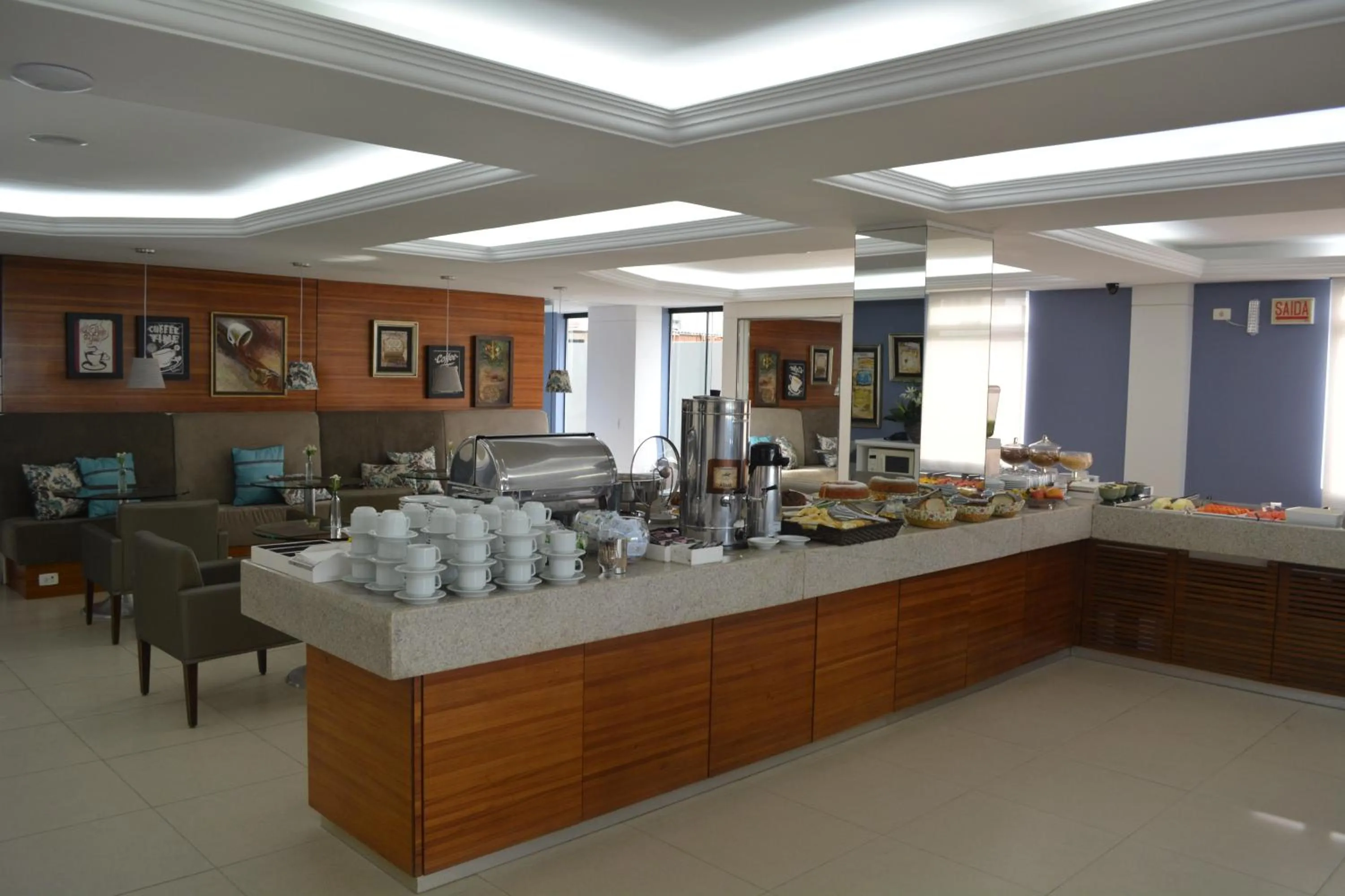 Buffet breakfast in Hotel Kennedy