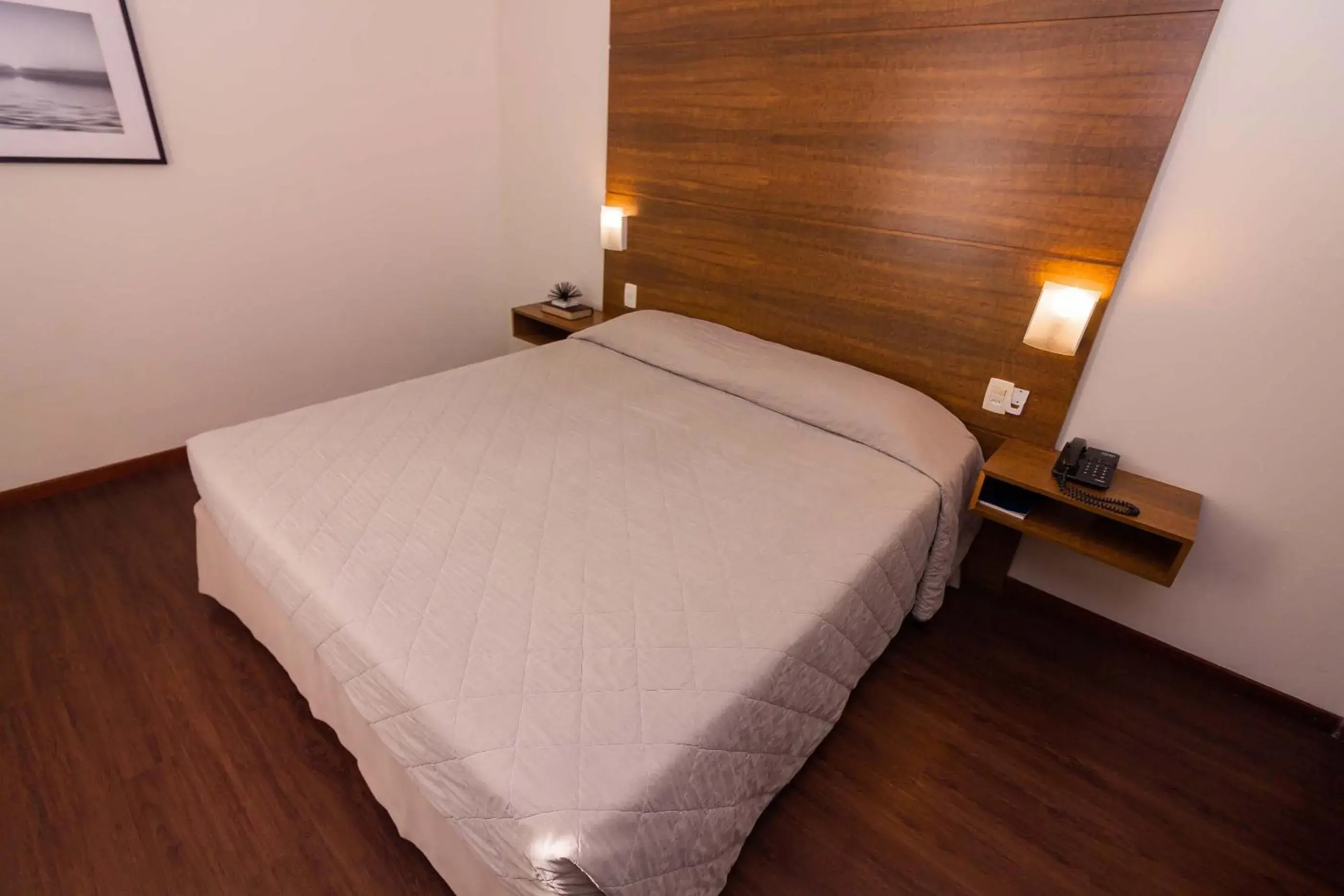 Photo of the whole room, Bed in Hotel Kennedy Photo of the whole room, Bed in Hotel Kennedy