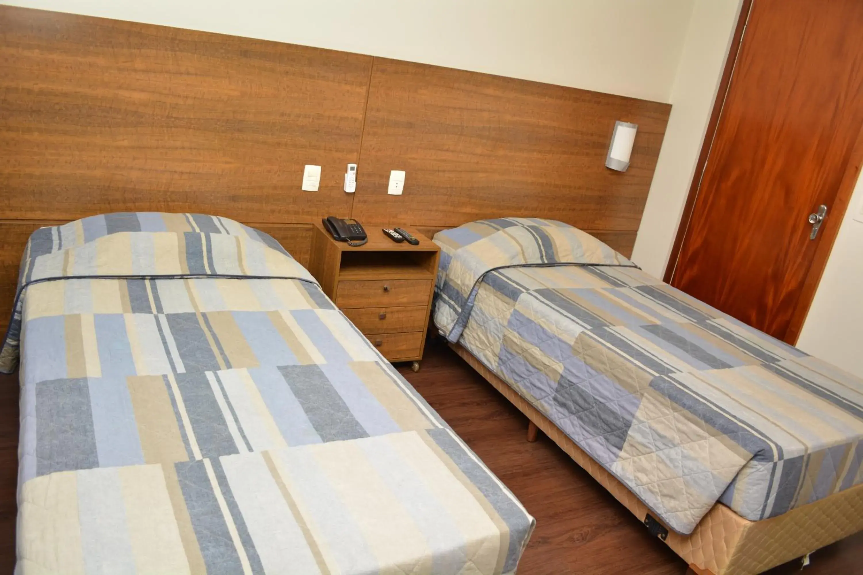 Deluxe Twin Room - single occupancy in Hotel Kennedy Deluxe Twin Room - single occupancy in Hotel Kennedy