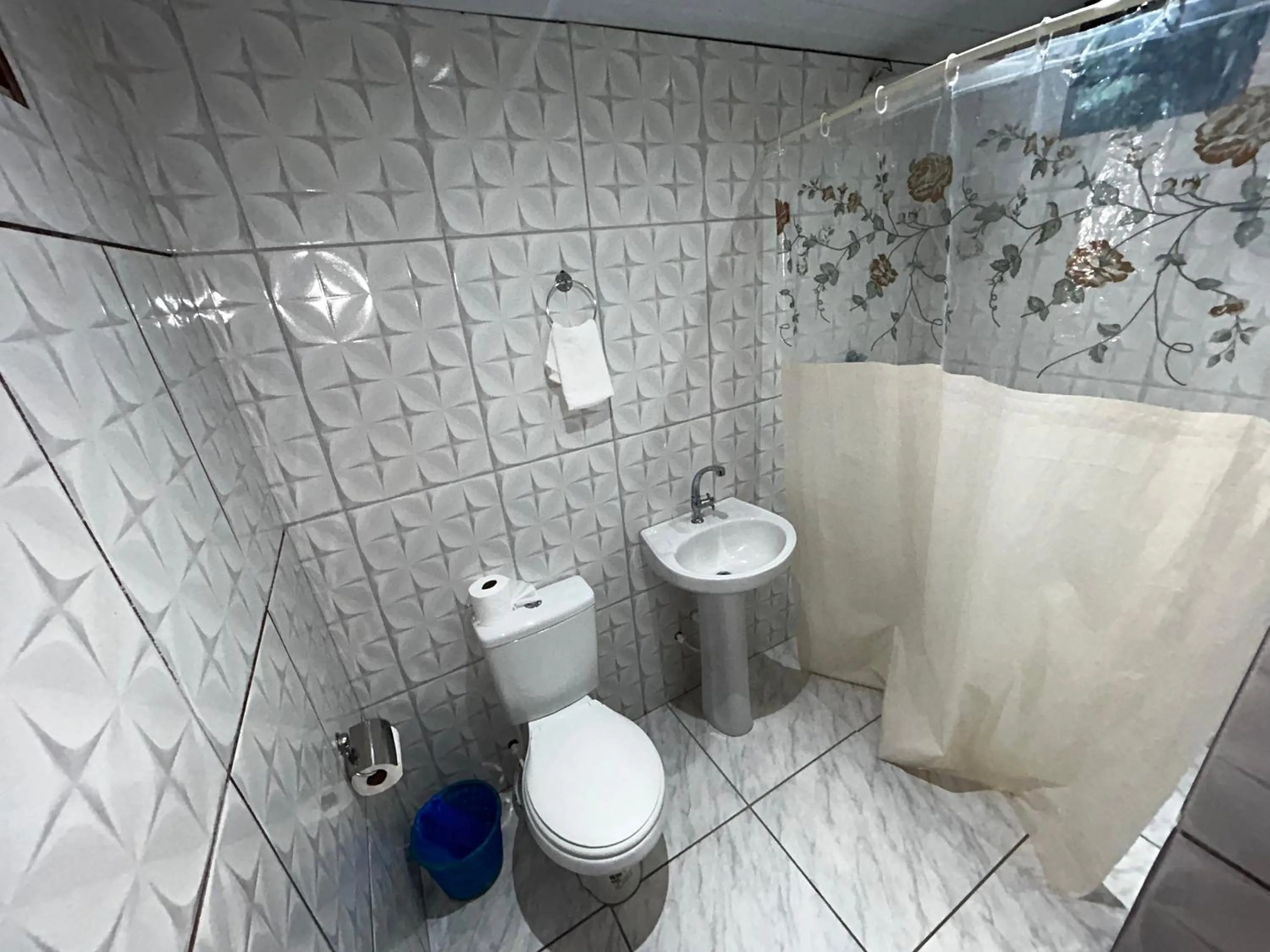 Shower in Vista do Lago Jungle Lodge