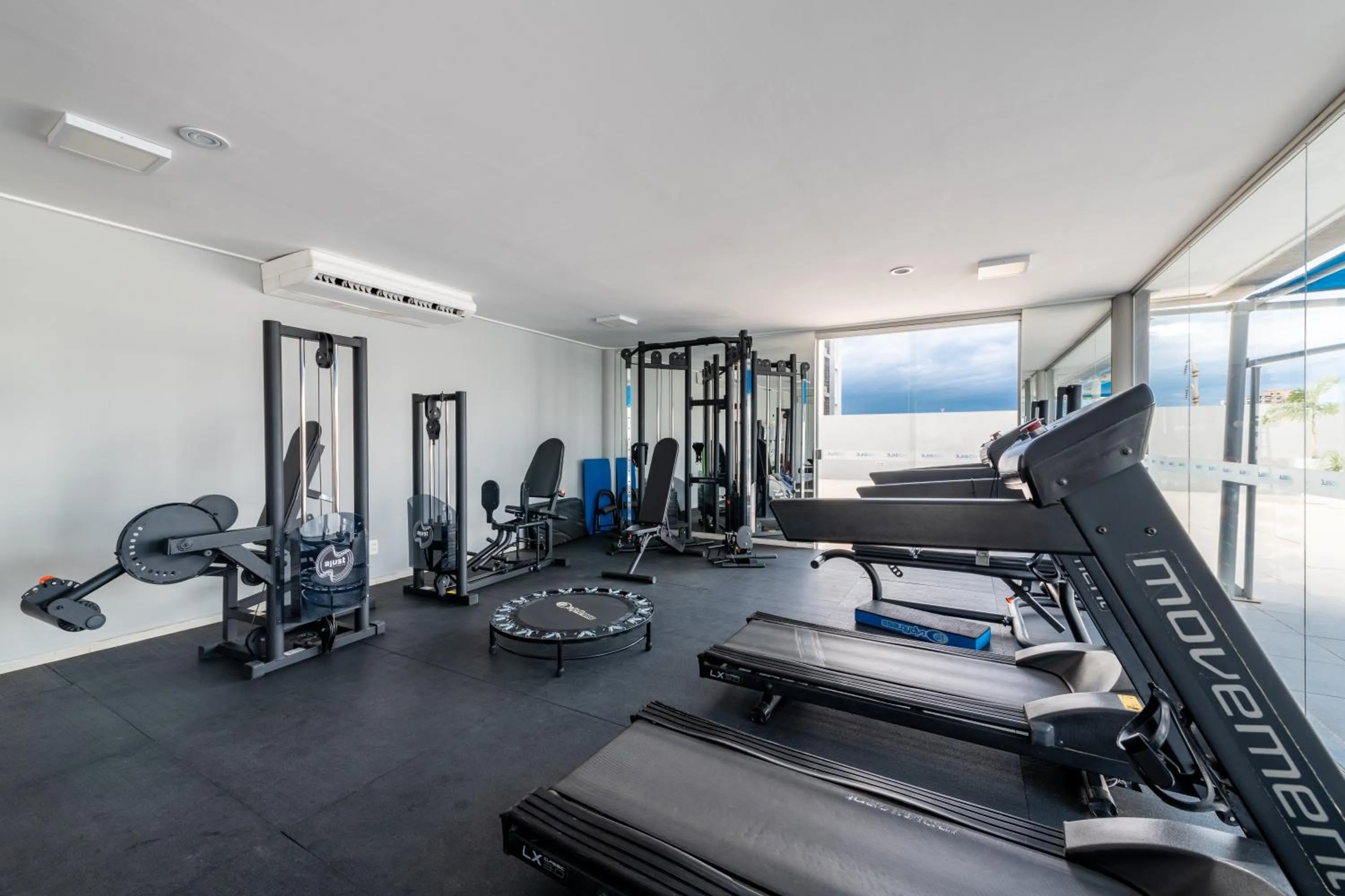 Fitness centre/facilities in Nobile Suites Del Rio - Petrolina
