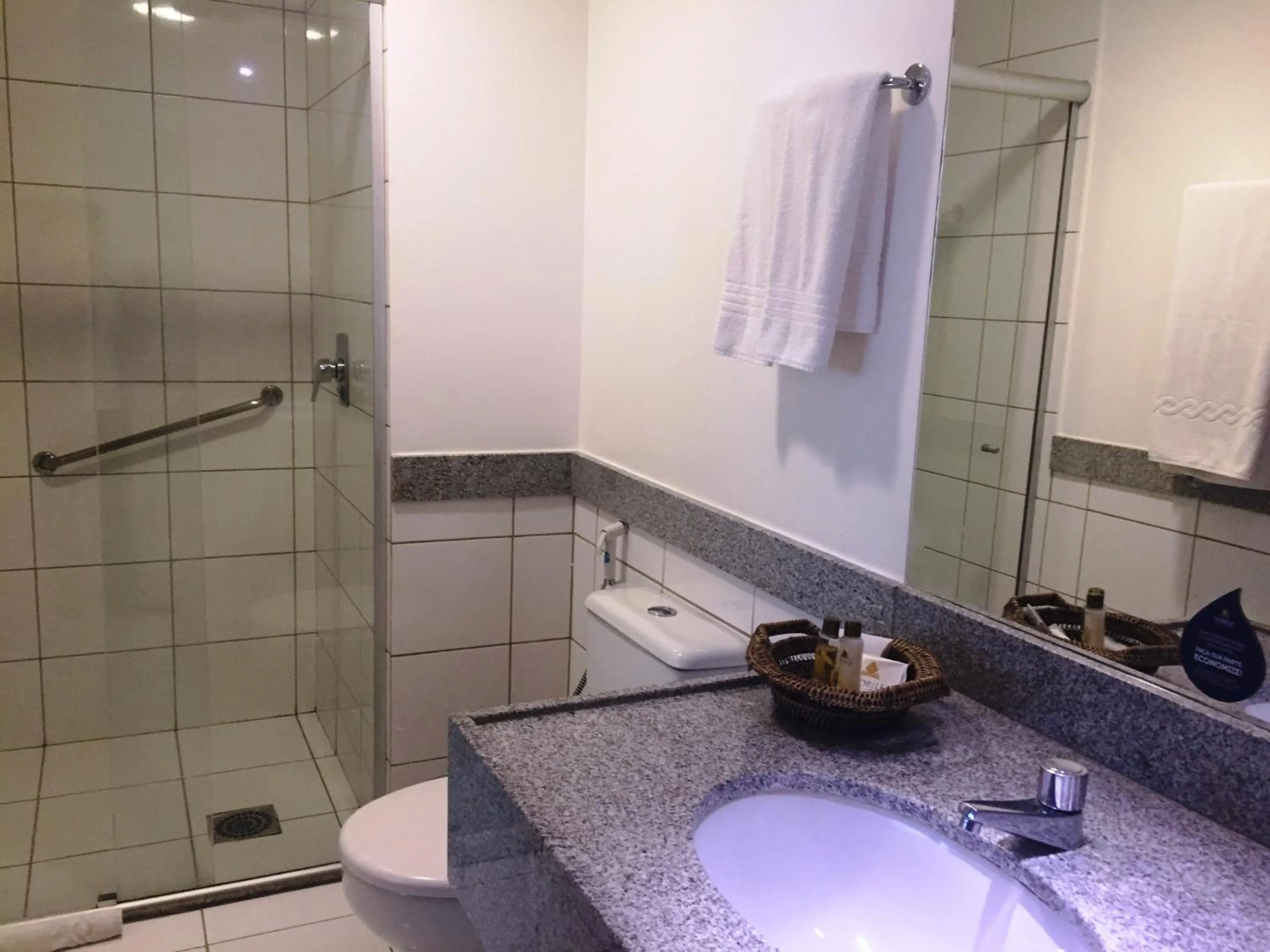Bathroom in Nobile Suites Del Rio - Petrolina