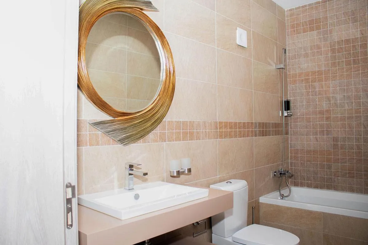 Bathroom in Aparthotel Palace