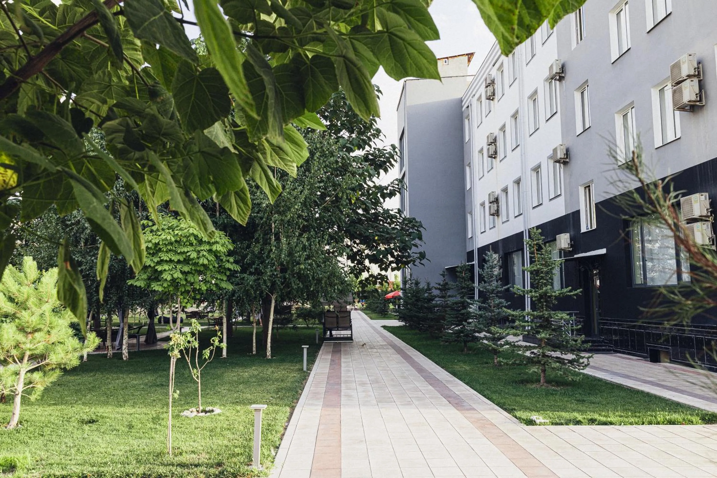 Garden in Grand Fergana Hotel
