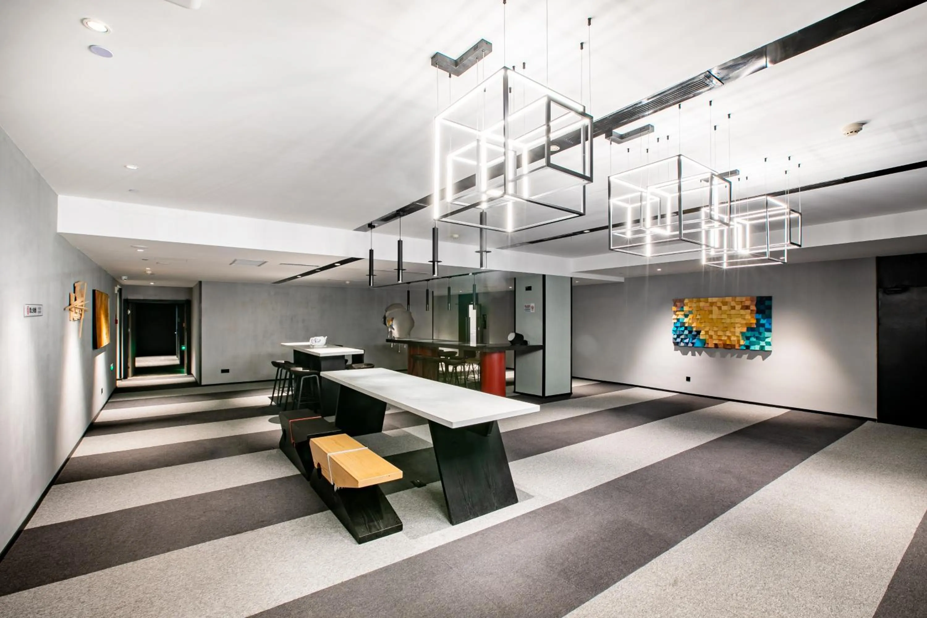 Meeting/conference room in Jinmao Hotel Xi'an Downtown ( Bell & Drum Tower)