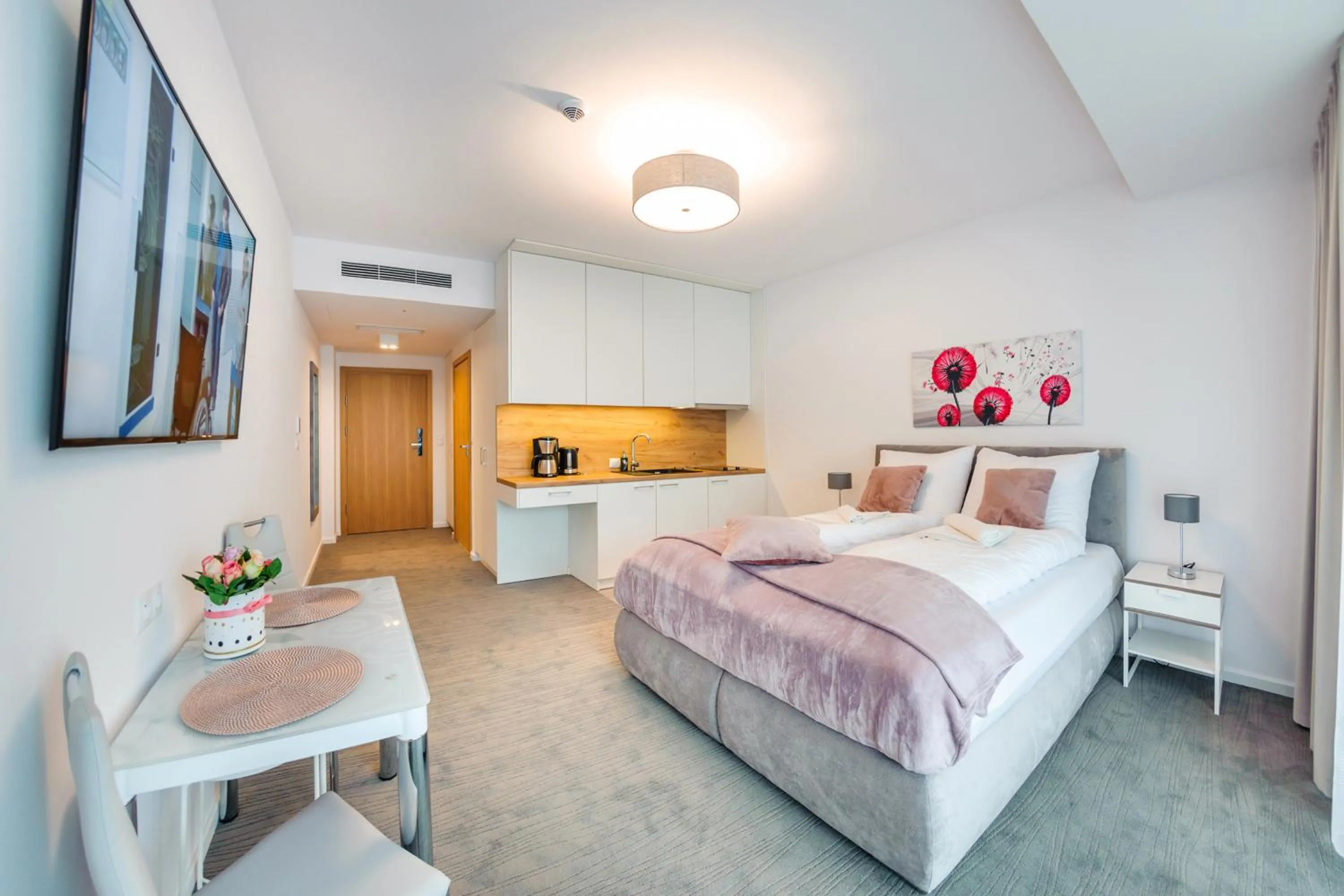 Photo of the whole room, Bed in Seaside Kołobrzeg, Sun & Snow