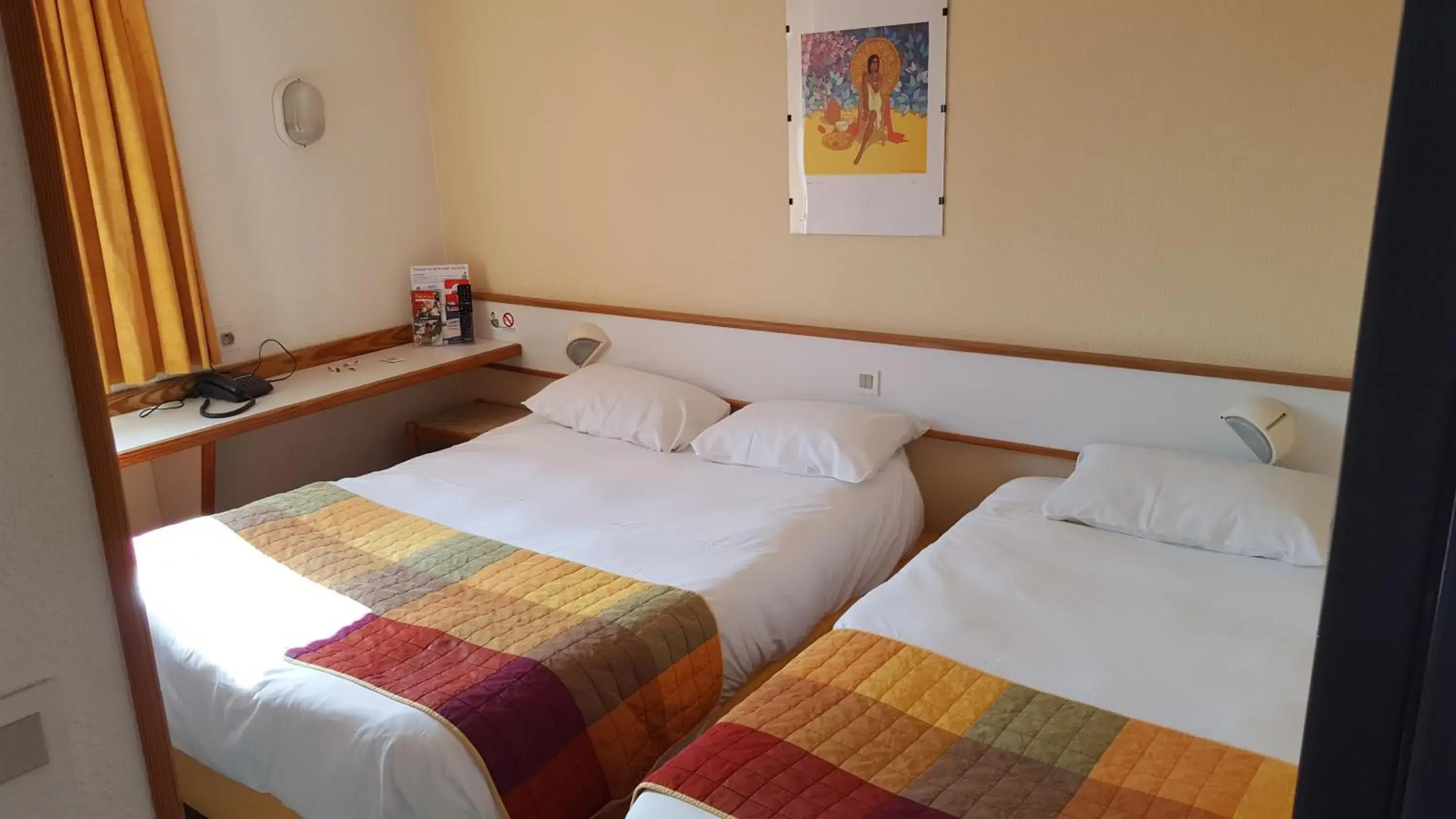 Bed in Fasthotel Tarbes Séméac - Un hôtel FH Confort Bed in Fasthotel Tarbes Séméac - Un hôtel FH Confort