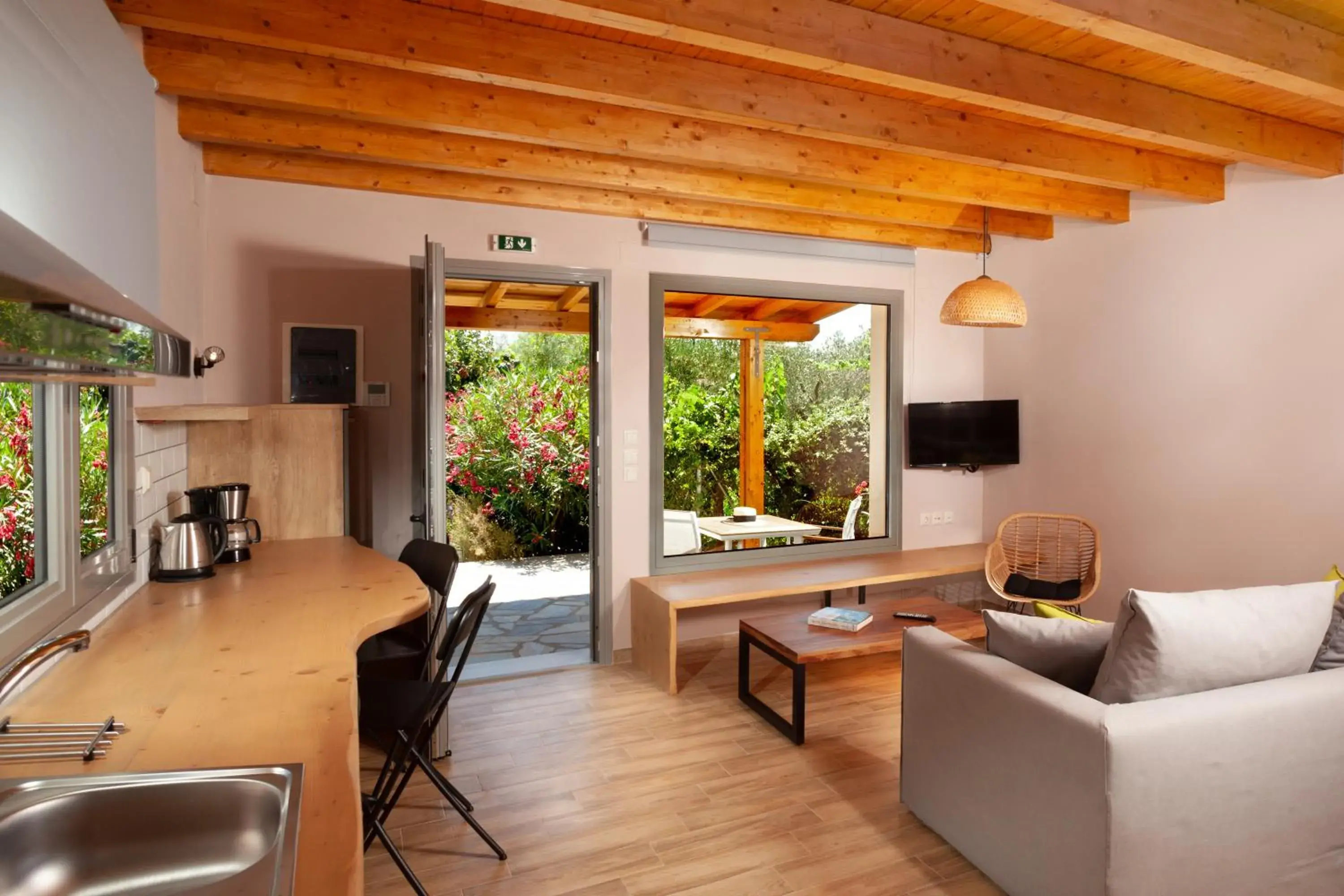 One-Bedroom Cottage - 5 in Elite Cottages One-Bedroom Cottage - 5 in Elite Cottages