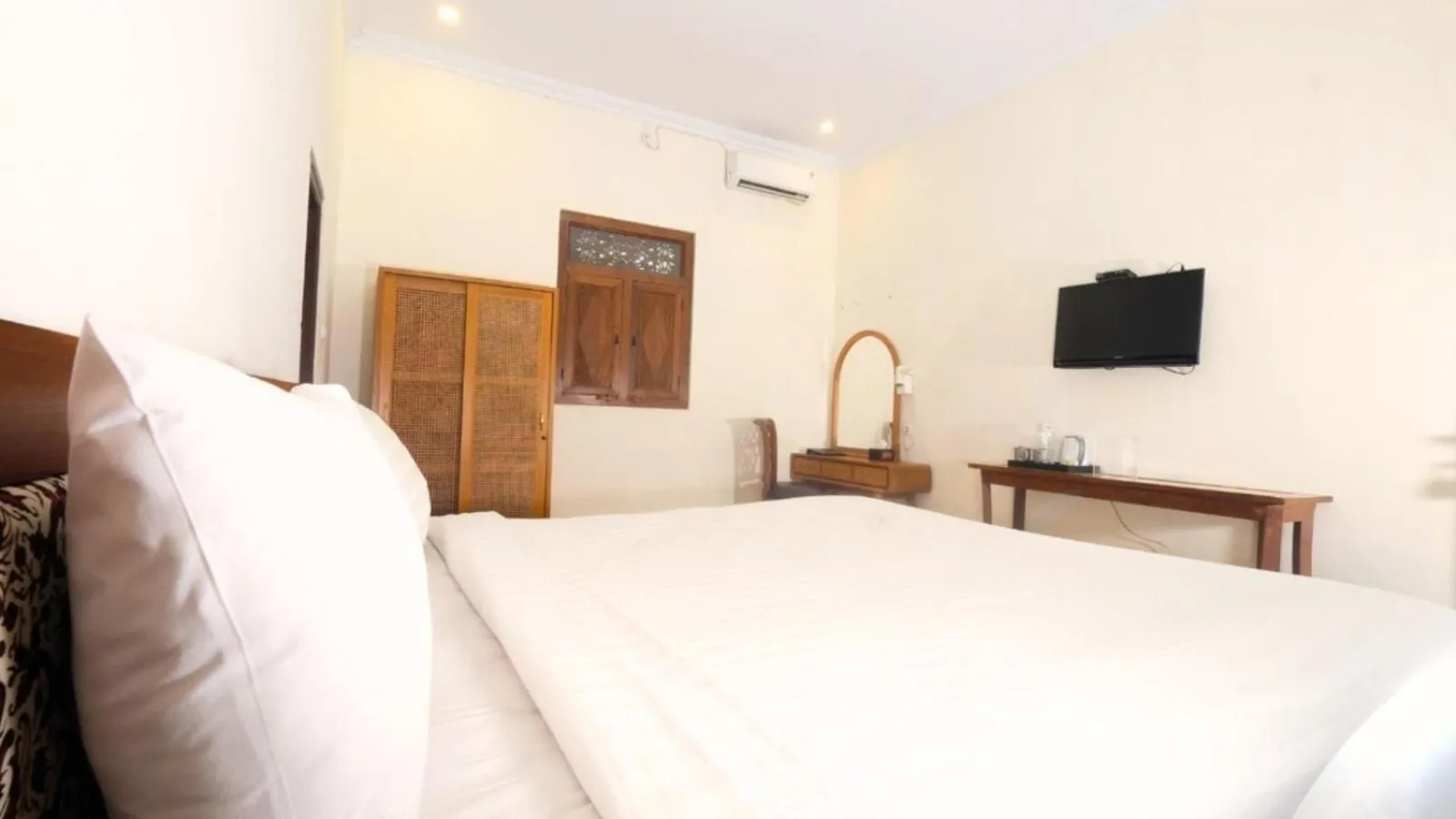 Bedroom, Bed in The Mangkoro Hotel by Sinergi