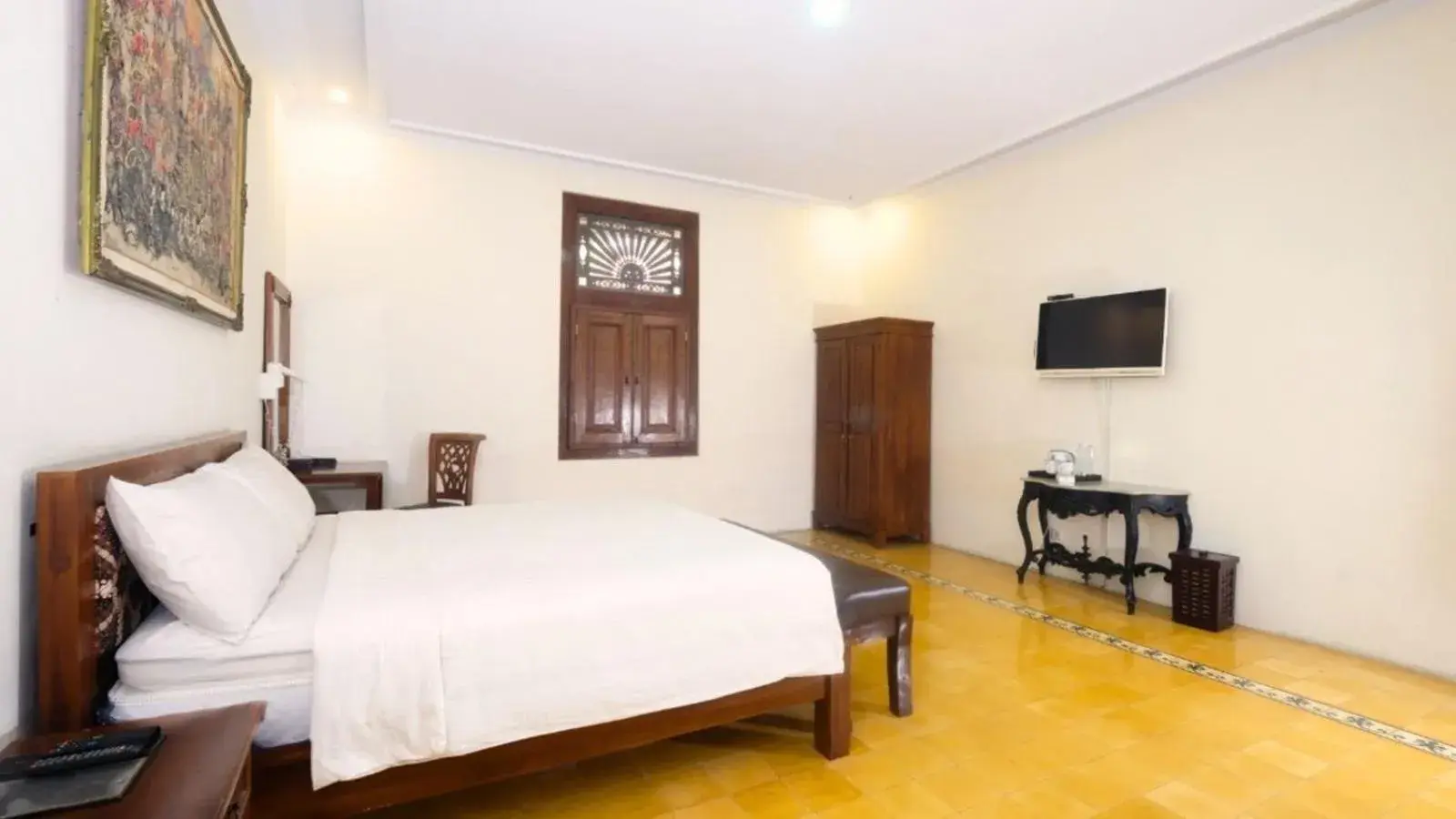 Photo of the whole room, Bed in The Mangkoro Hotel by Sinergi Photo of the whole room, Bed in The Mangkoro Hotel by Sinergi