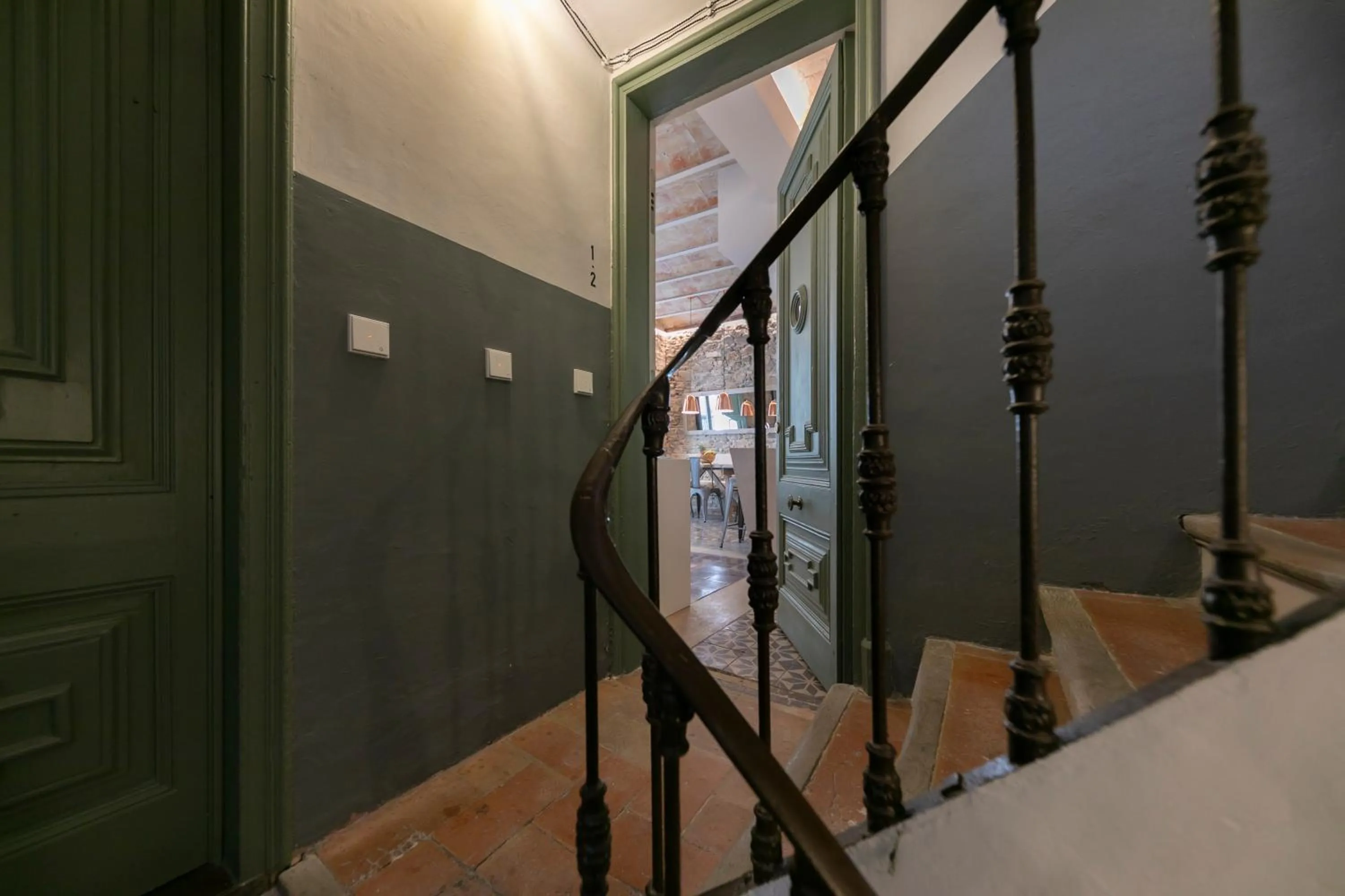 Facade/entrance, Bed in Bravissimo Mercaders, beautiful 3 bedroom apartment