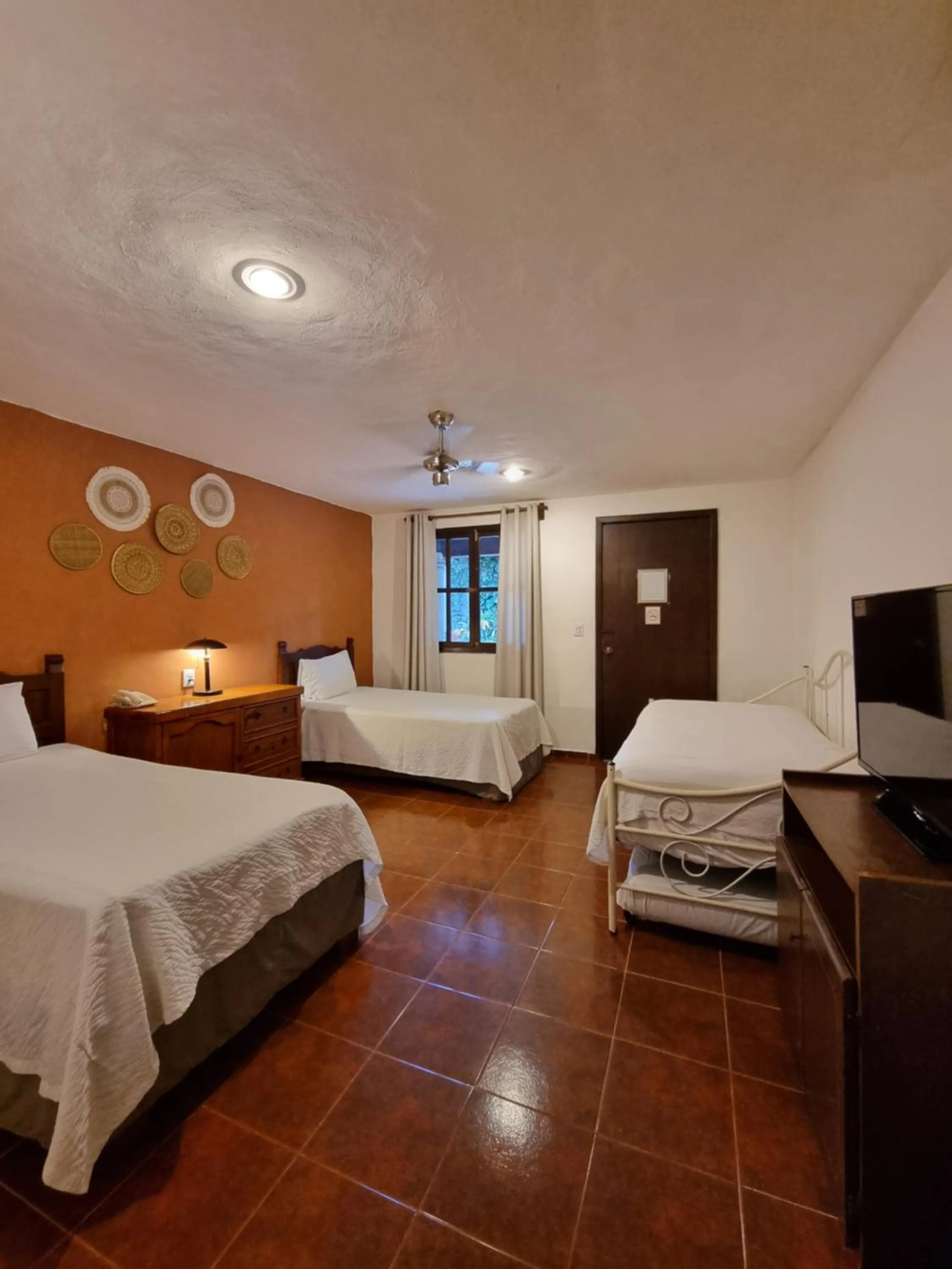 Bedroom, Bed in Hotel Holly