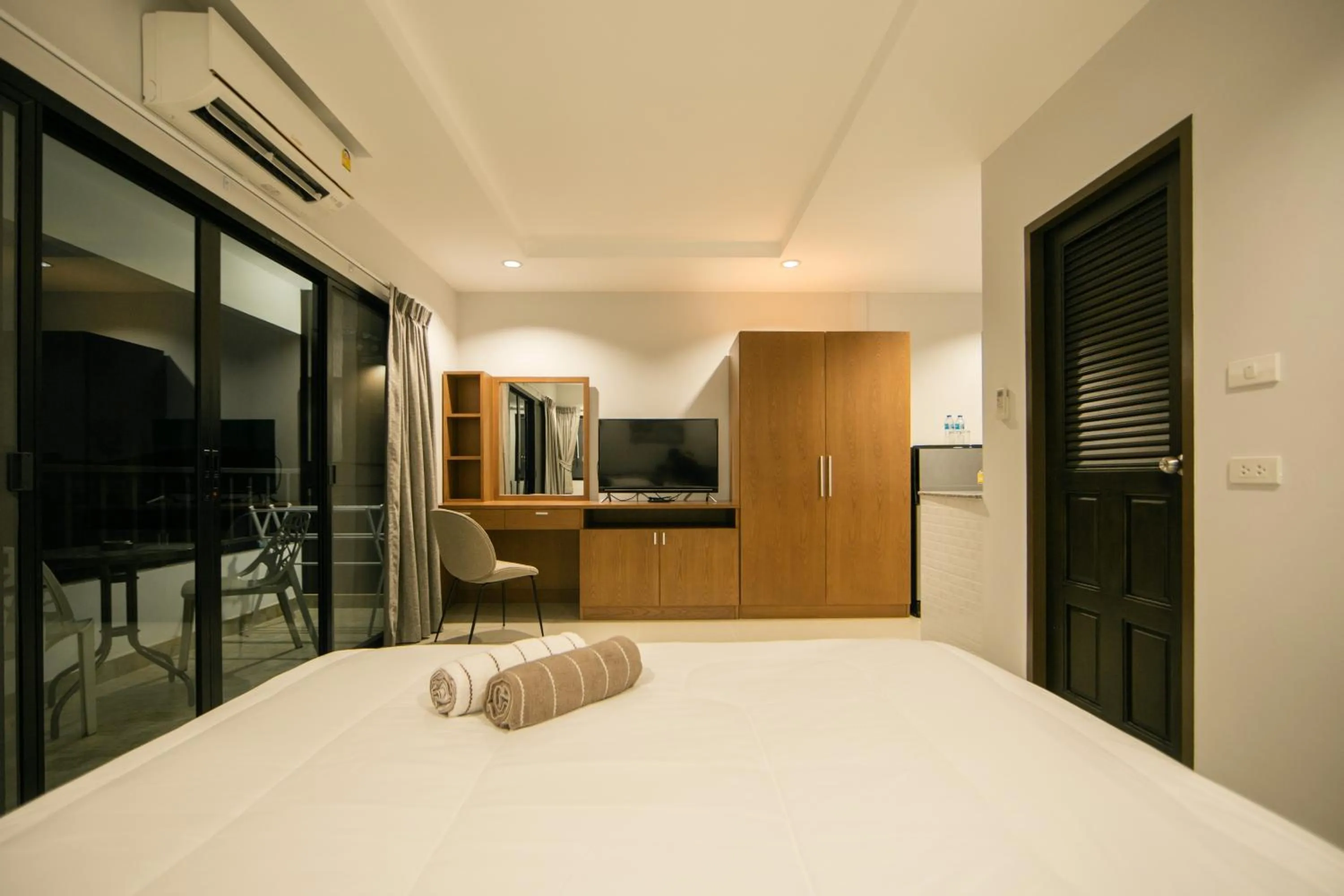 Bed in Nalanta Hotel Pattaya