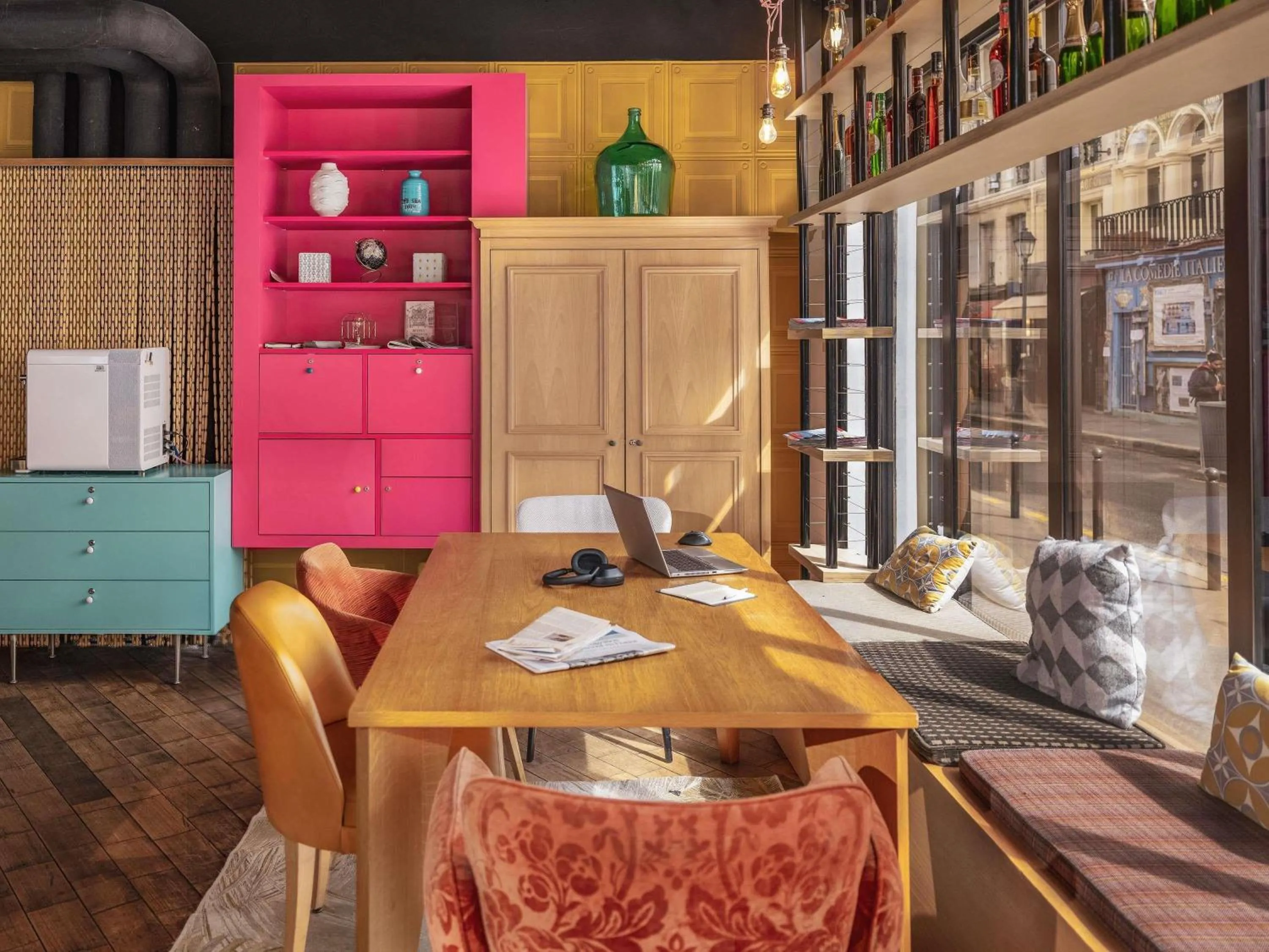 Property building in Hôtel Mercure Paris Centre Gare Montparnasse