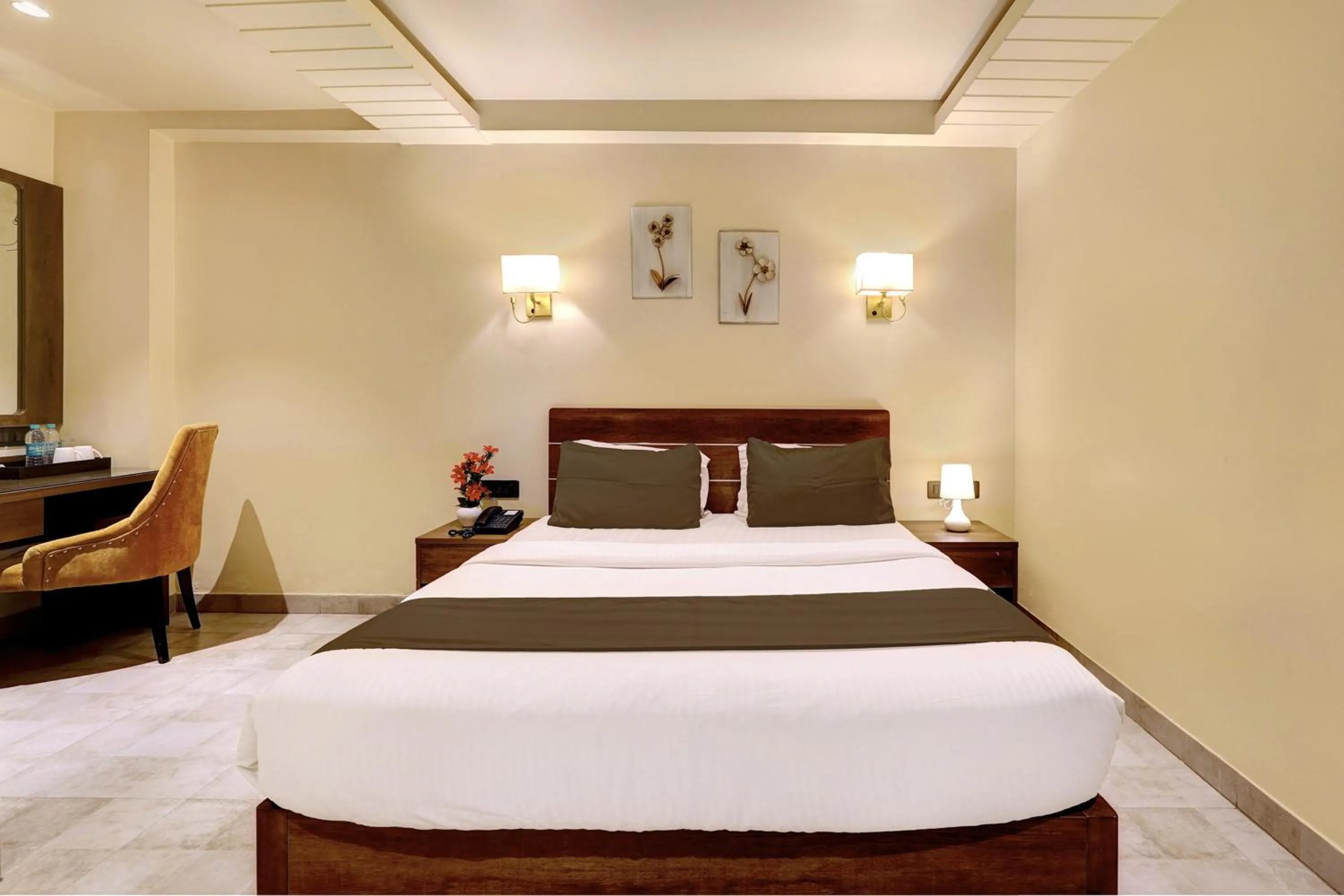 Bedroom, Bed in Super Townhouse OAK Clove Boutique Hotel Rajaji Nagar Near Lulu Mall Bengaluru