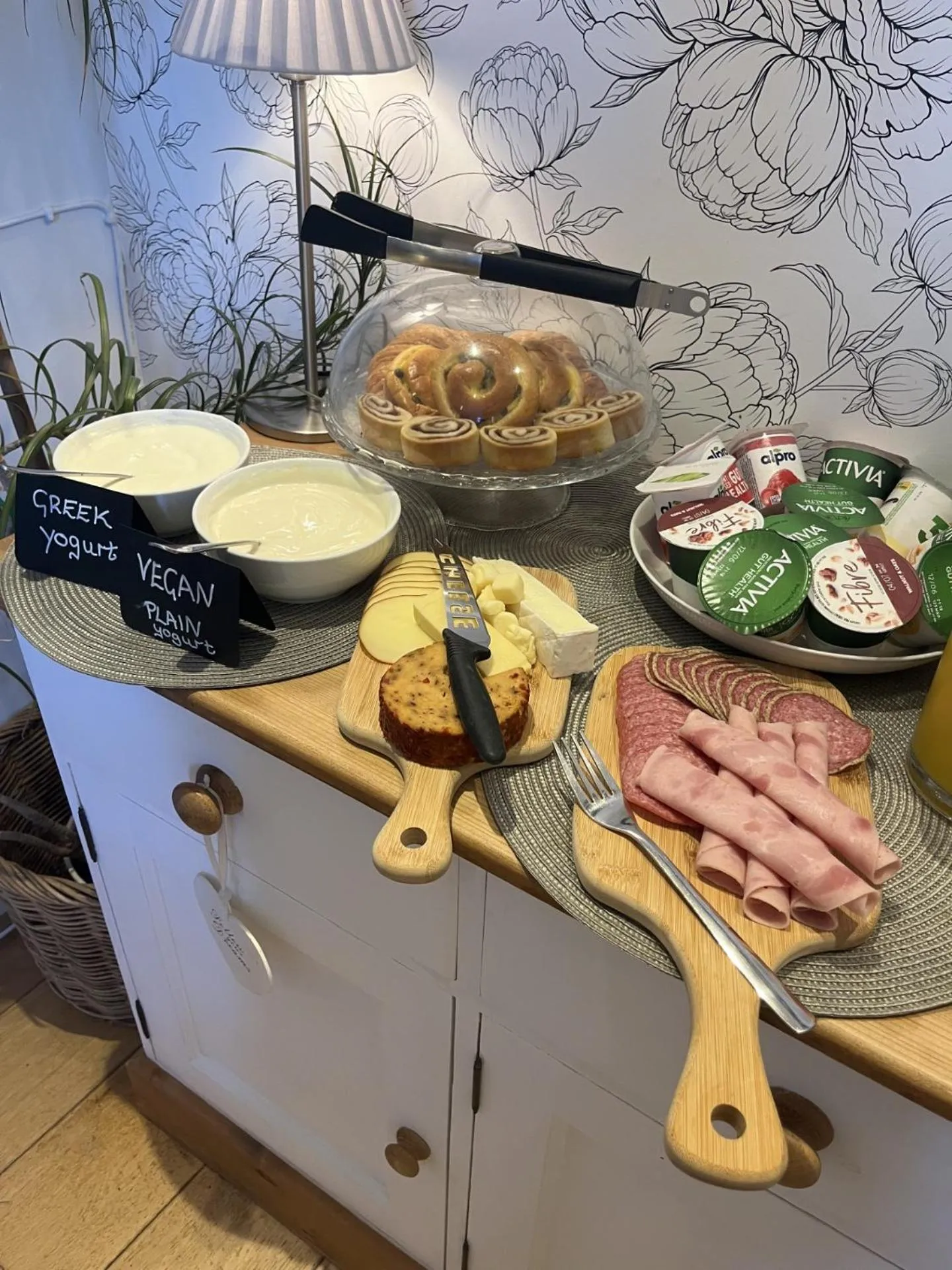 Breakfast in The Glastonbury Townhouse B&B