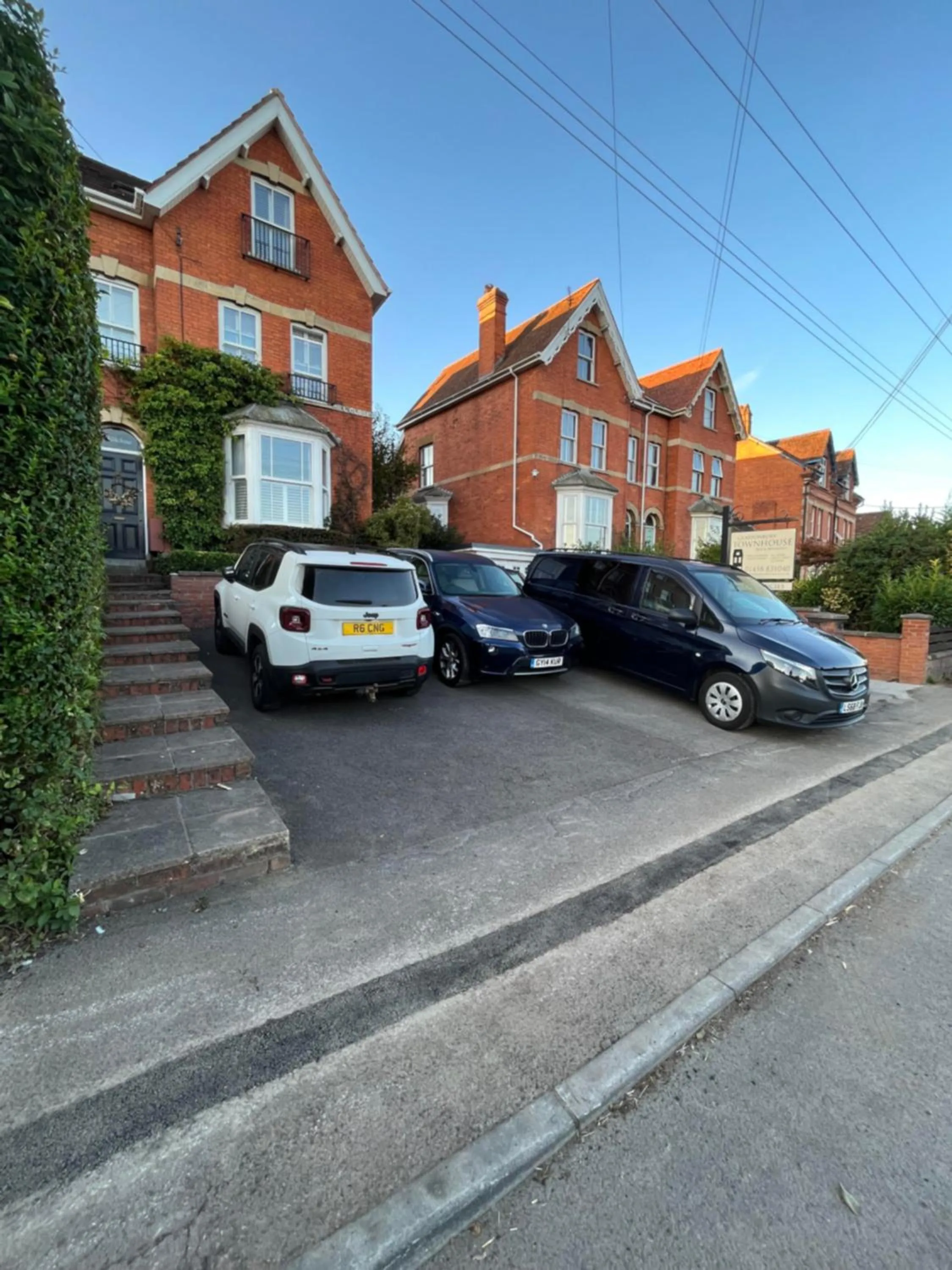 Parking in The Glastonbury Townhouse B&B