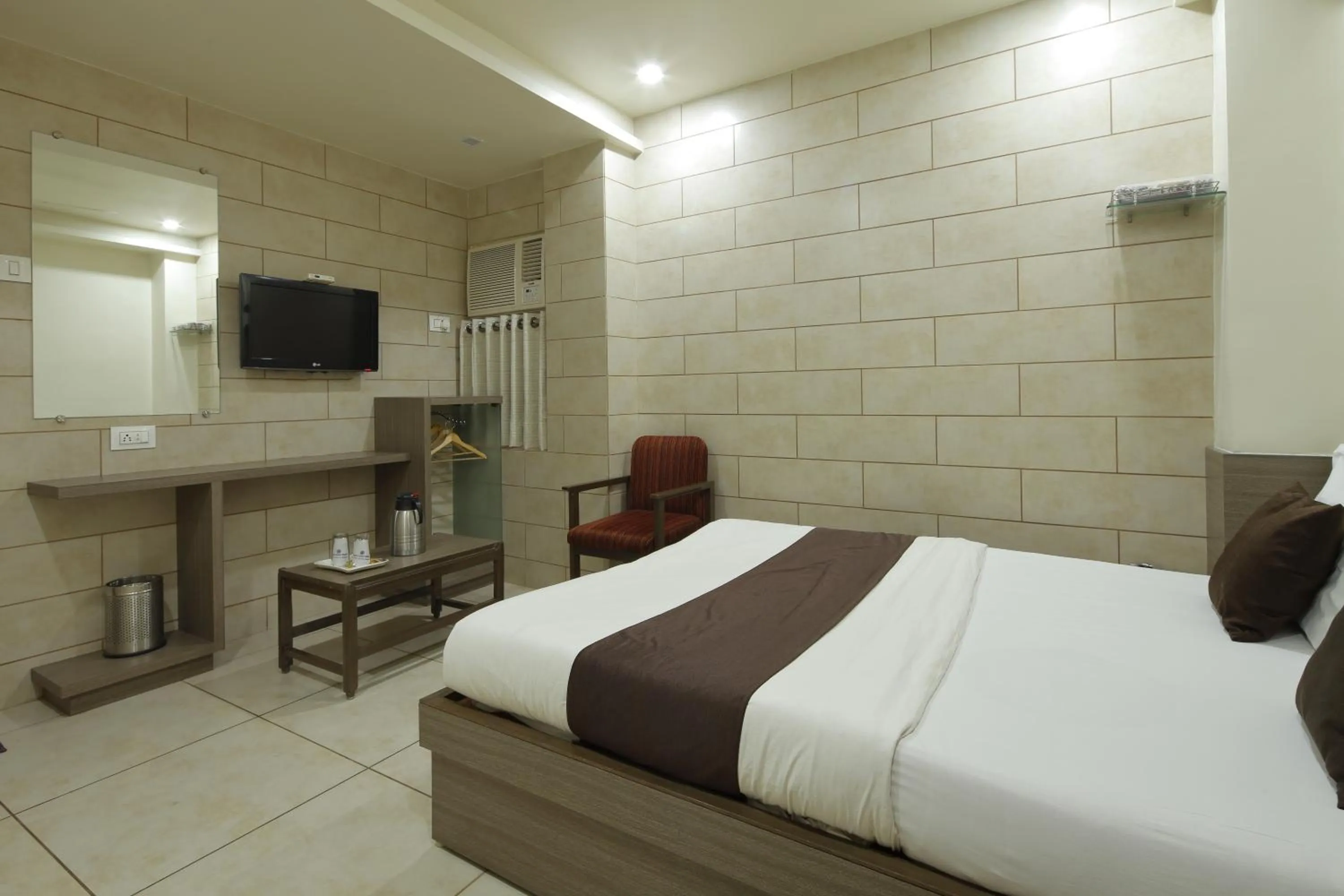 Photo of the whole room, Bed in Hotel Good Night