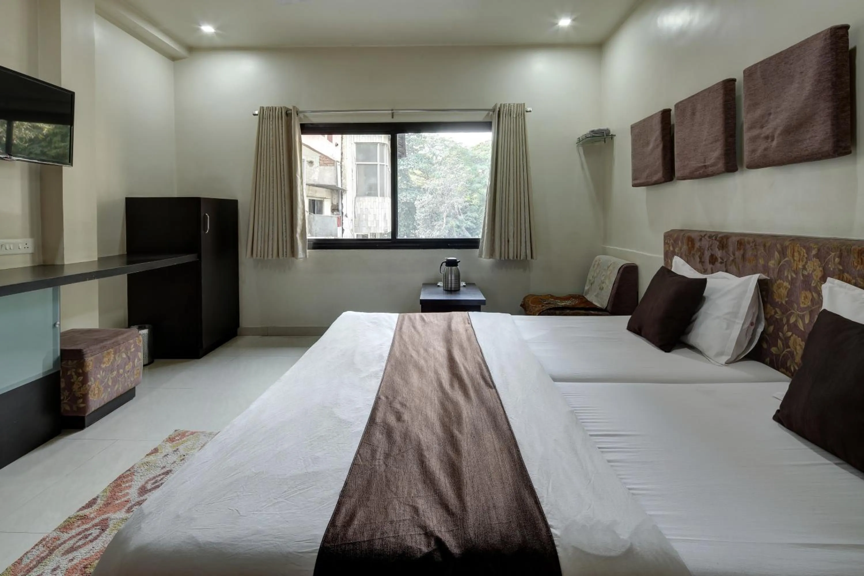 Photo of the whole room, Bed in Hotel Good Night