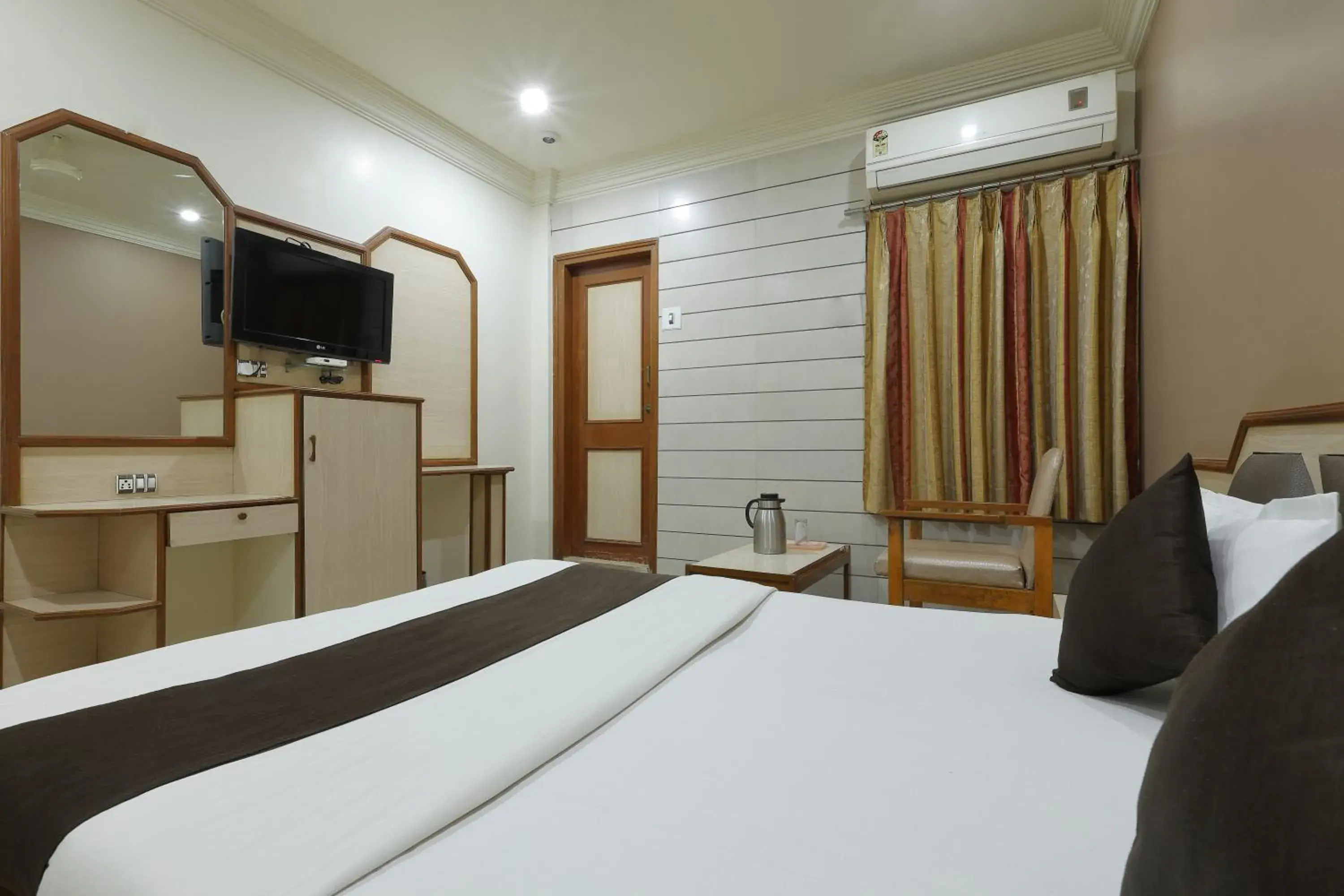 Photo of the whole room, Bed in Hotel Good Night Photo of the whole room, Bed in Hotel Good Night