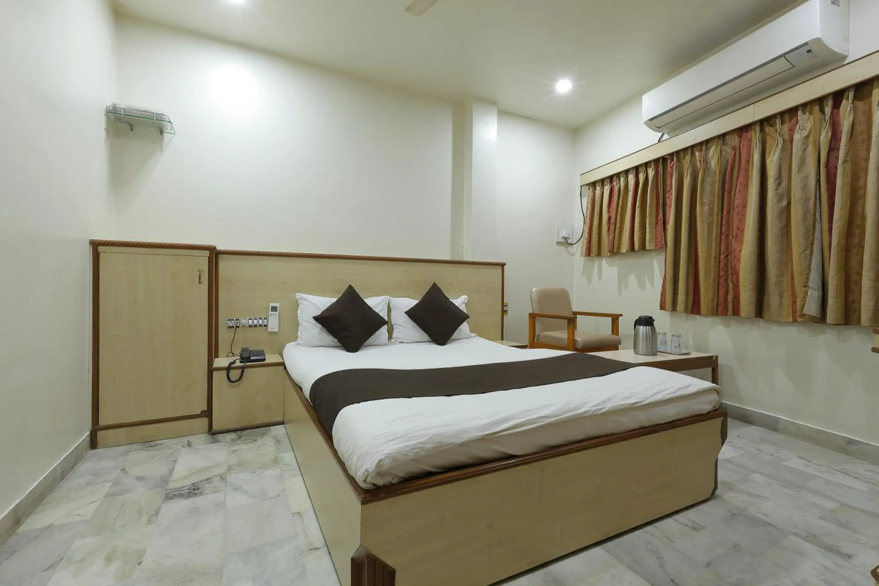 View (from property/room), Bed in Hotel Good Night View (from property/room), Bed in Hotel Good Night