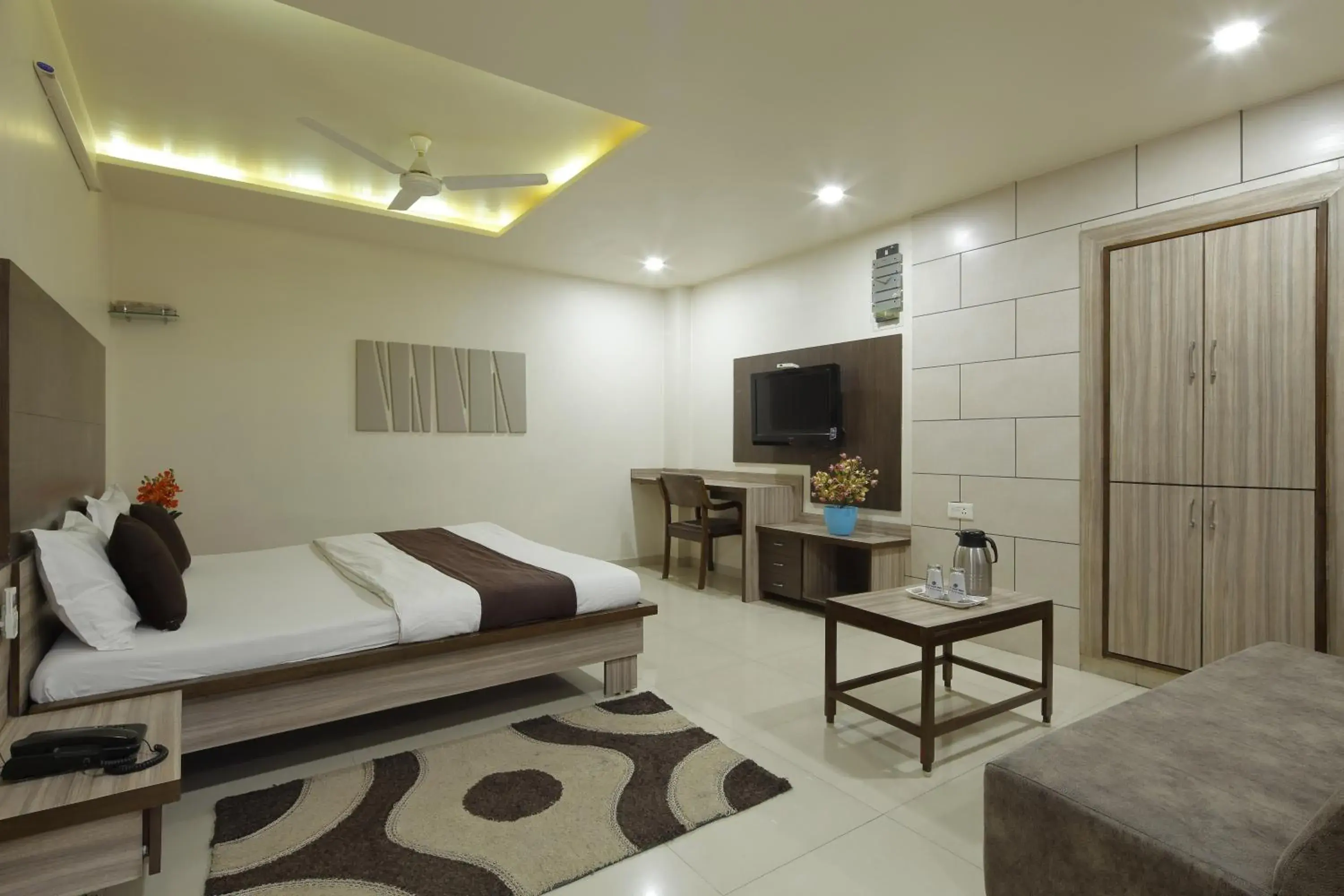 View (from property/room), Bed in Hotel Good Night View (from property/room), Bed in Hotel Good Night