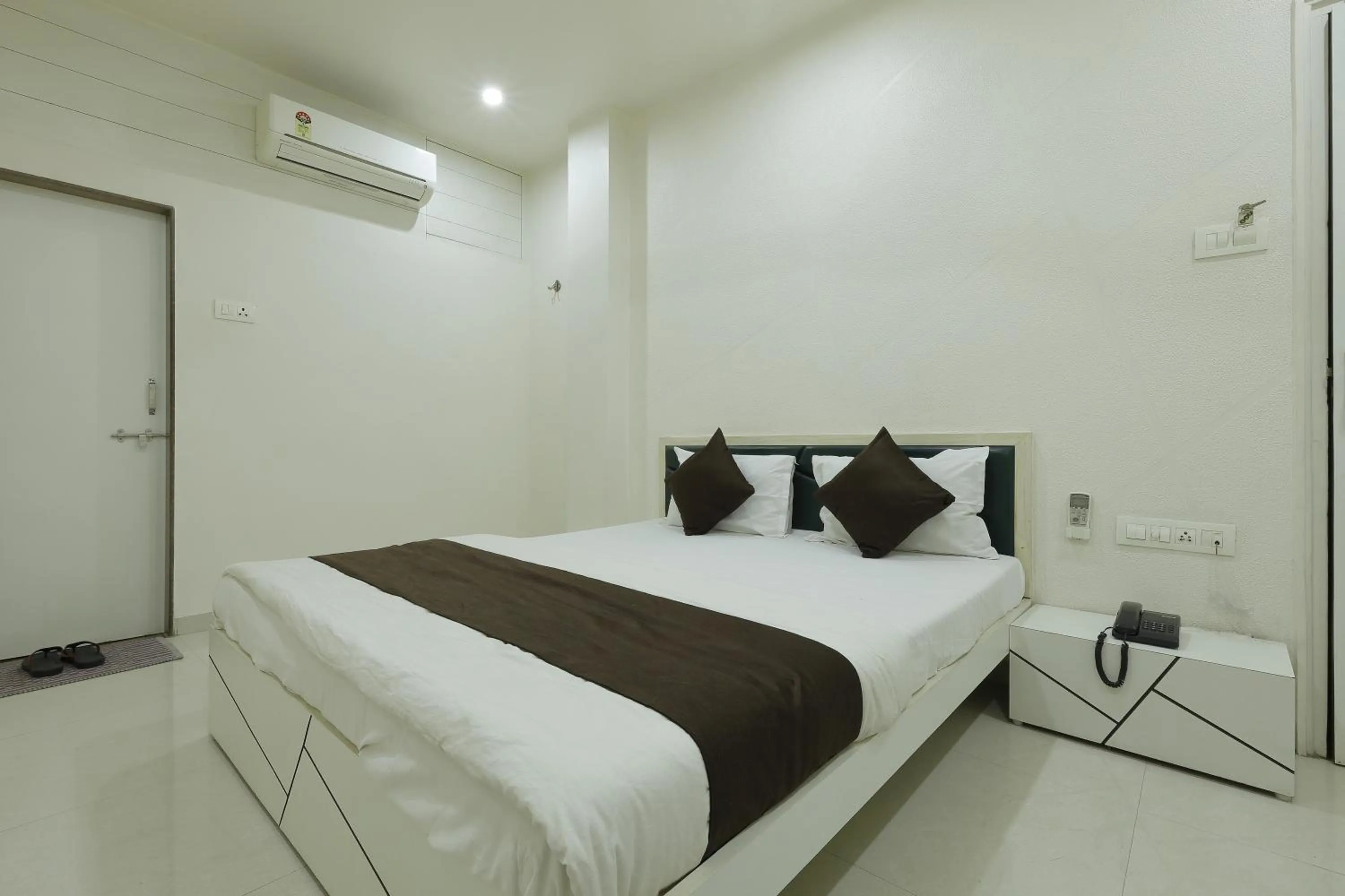 Photo of the whole room, Bed in Hotel Good Night