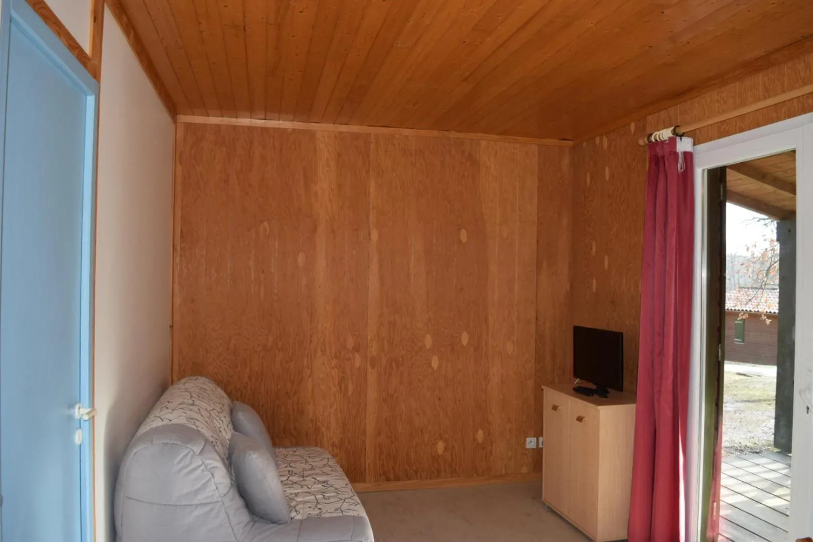 Living room in Camping - Village Vacances du Lac