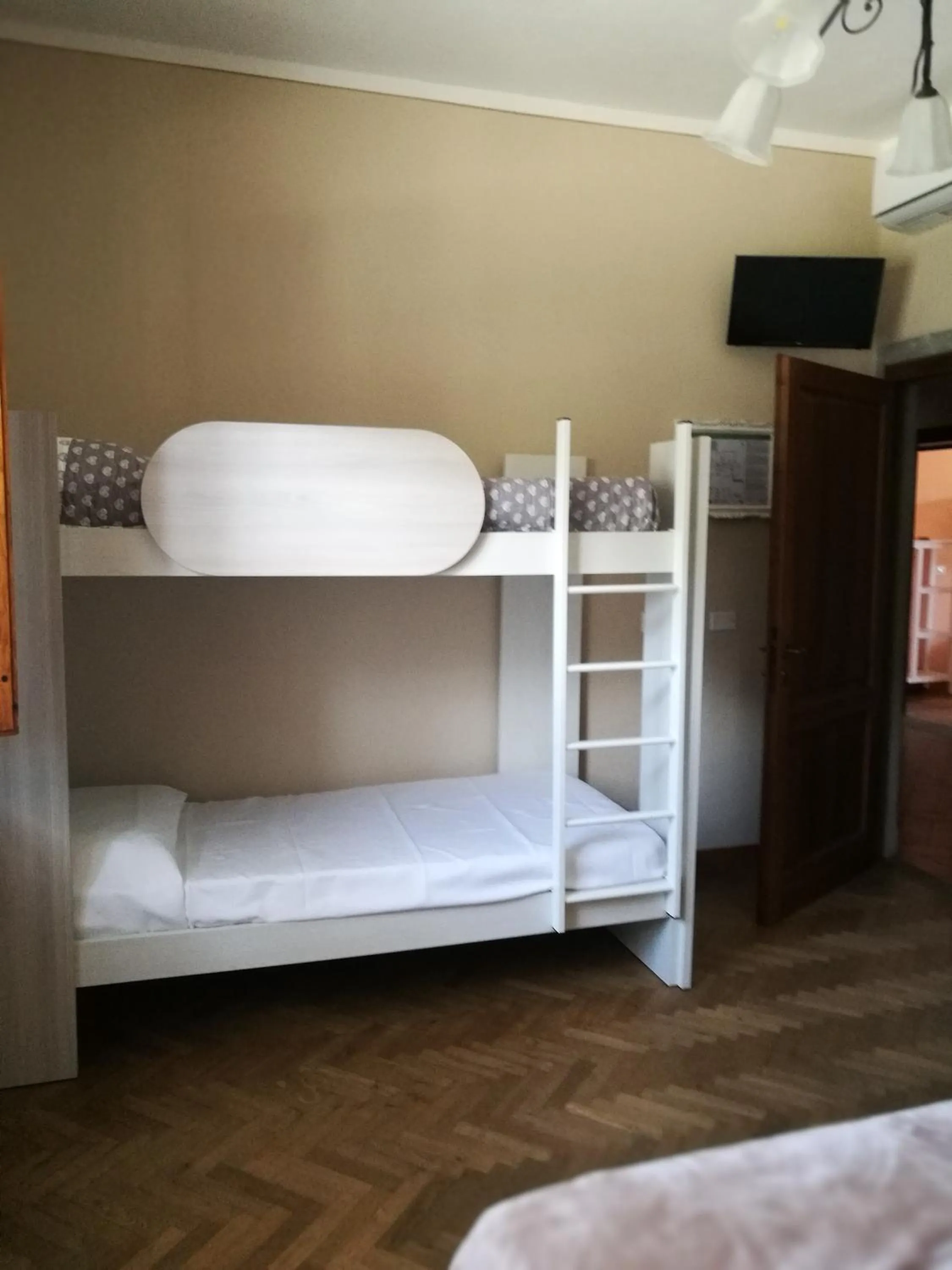 bunk bed, Bed in B&B CASALISA