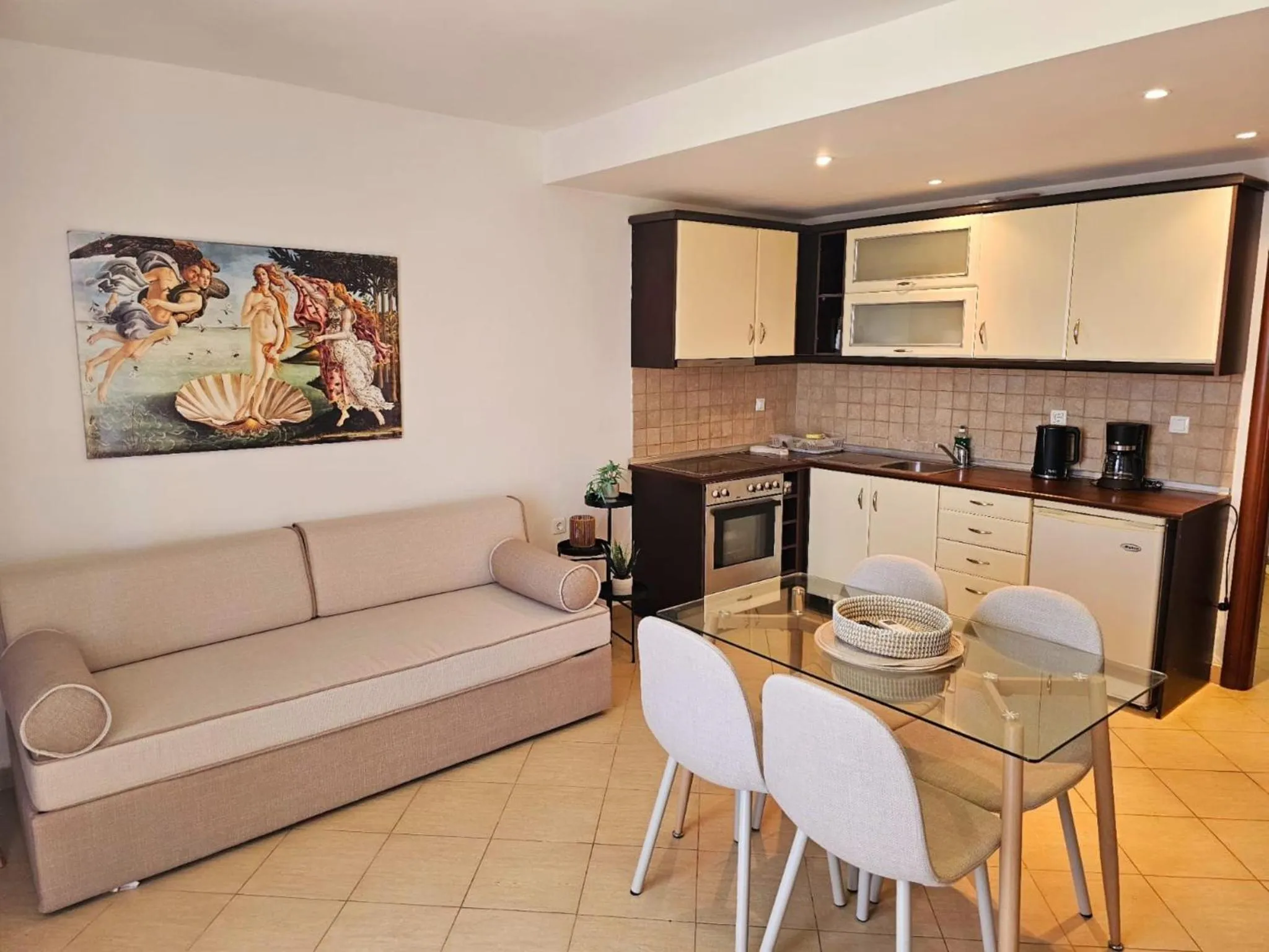 Decorative detail in Corfu Glyfada Menigos Resort 22