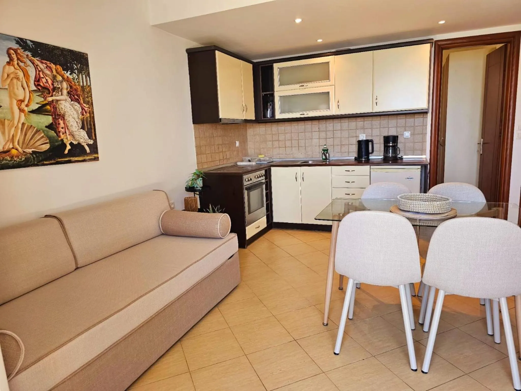 Decorative detail in Corfu Glyfada Menigos Resort 22