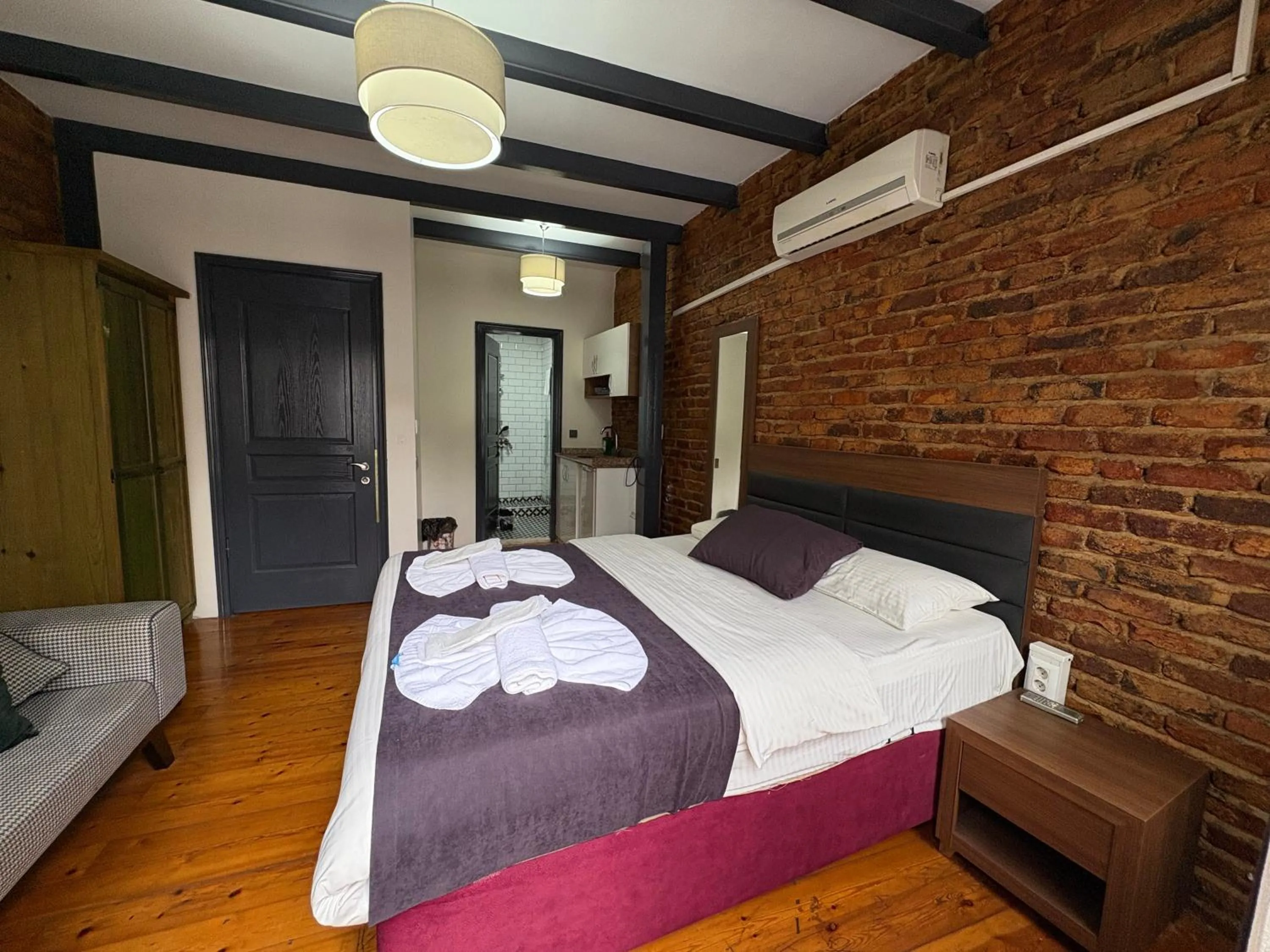 Bed in Taksim Otto suite