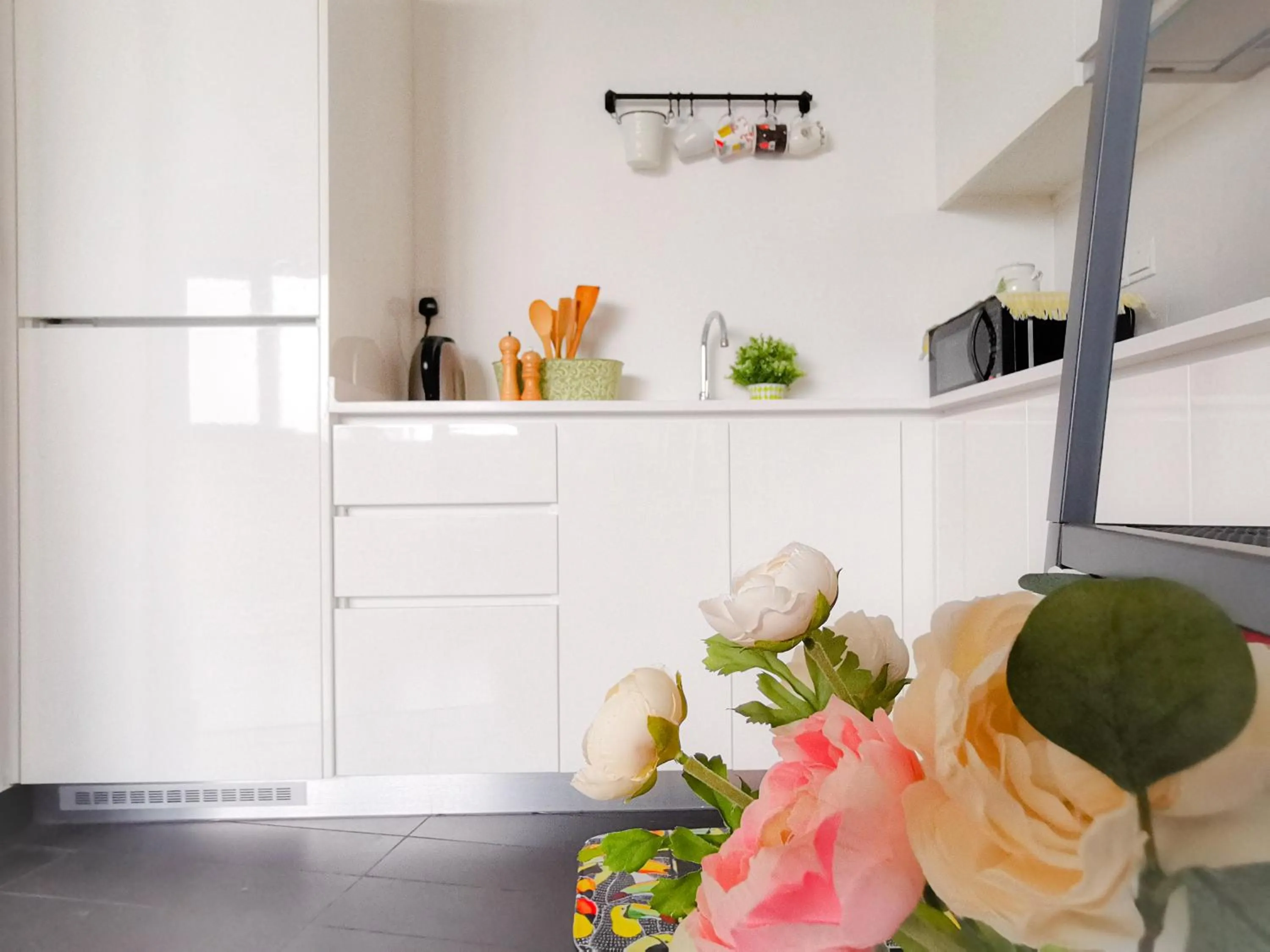 Kitchen or kitchenette in The Alder - The Hub SS2