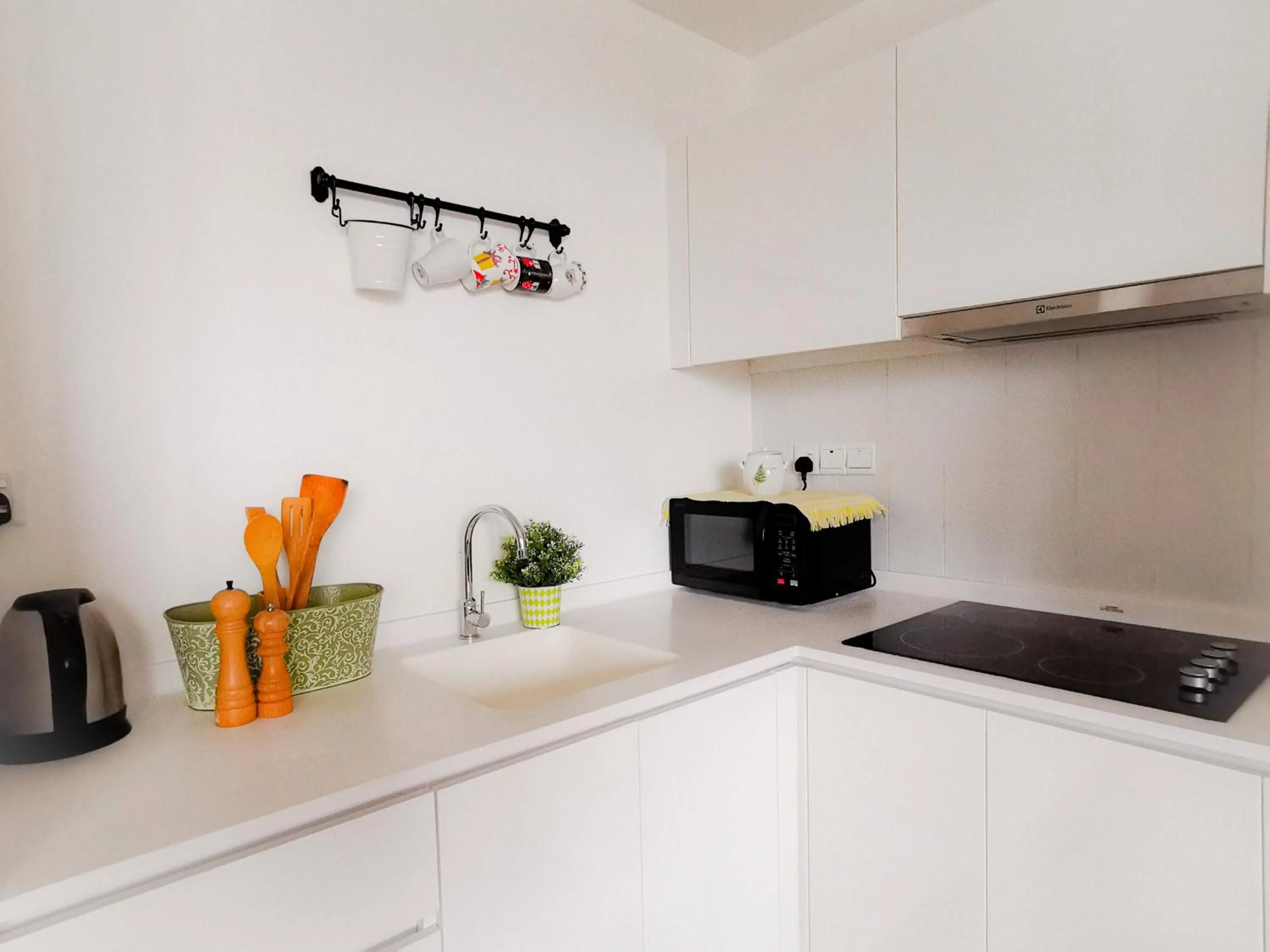 Kitchen or kitchenette in The Alder - The Hub SS2