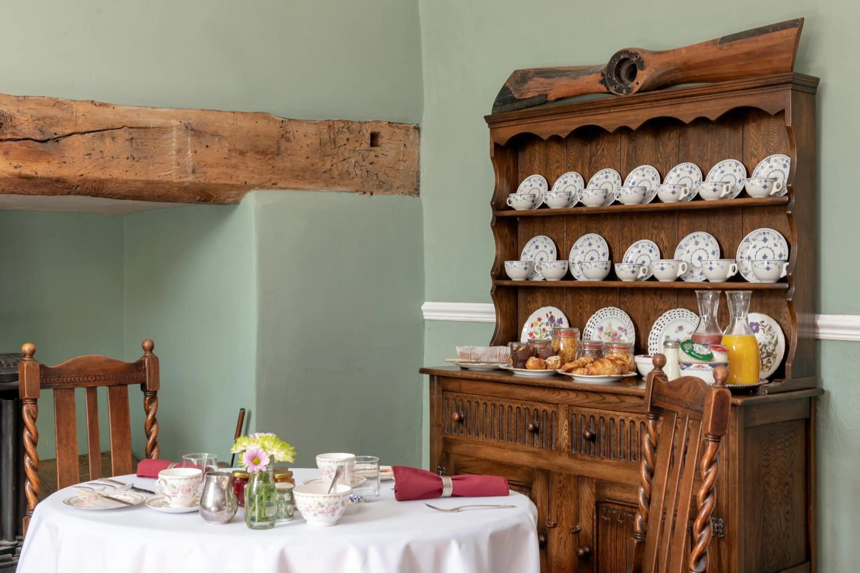 Breakfast in The Old Parsonage