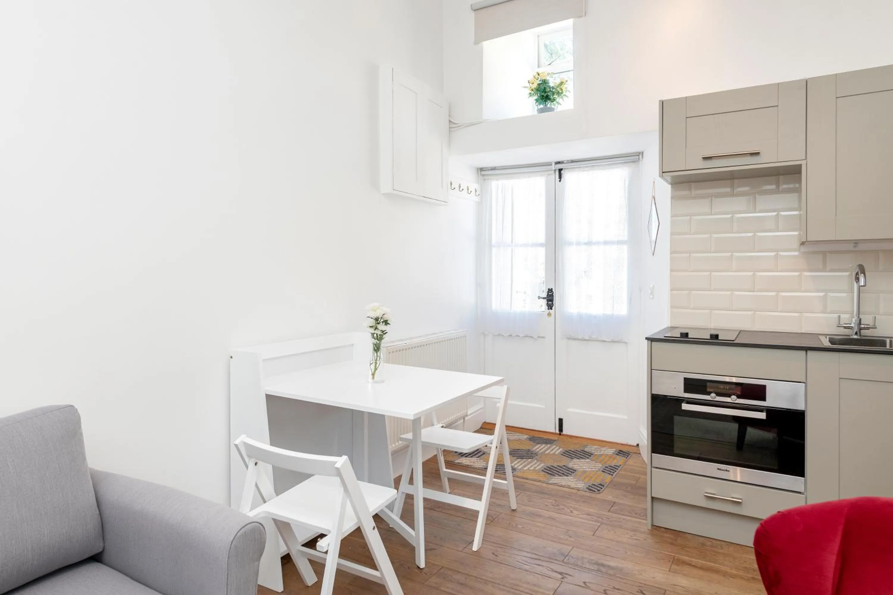 Dining area in The Old Parsonage