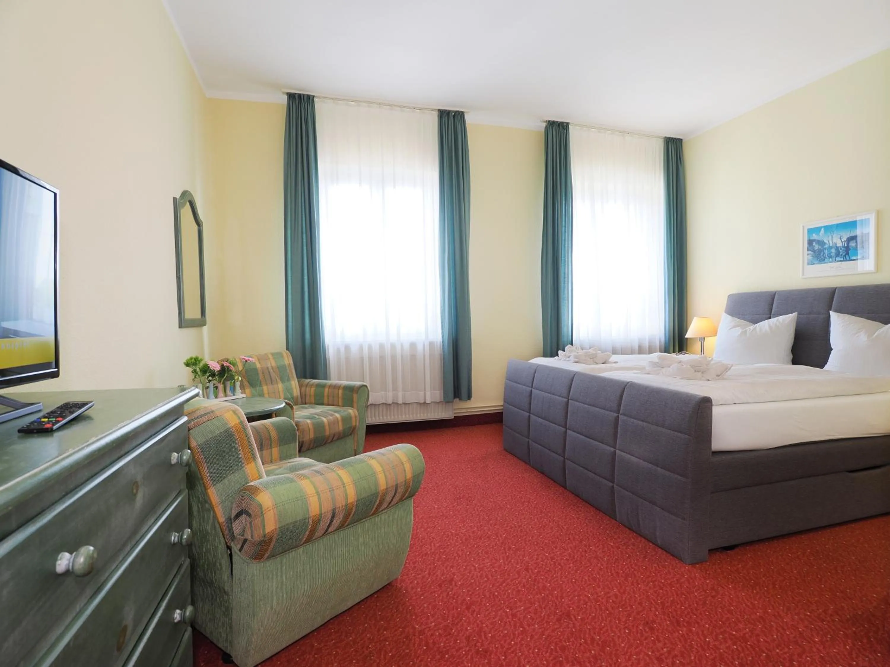 Photo of the whole room, Bed in Hotel See-Eck
