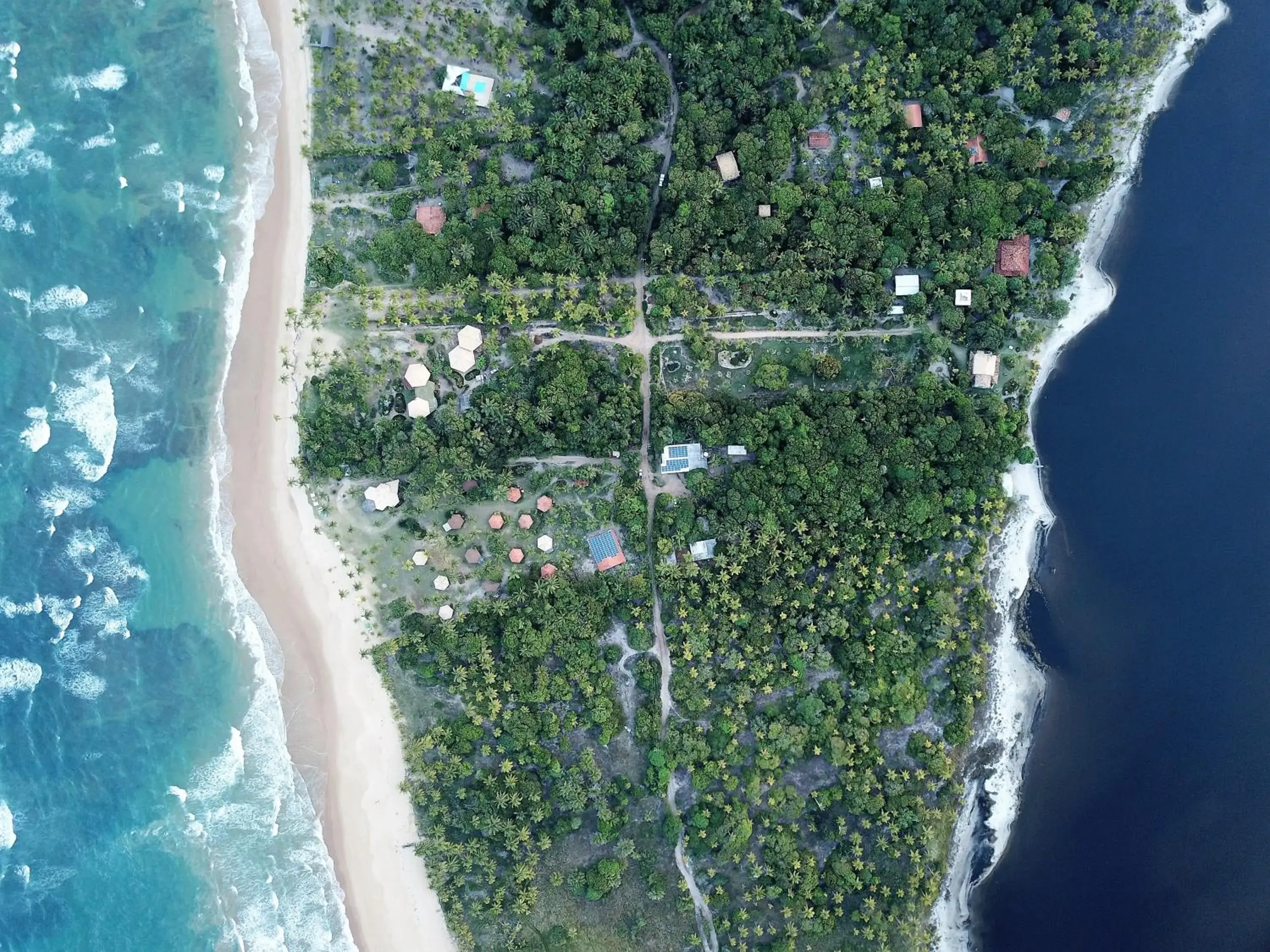 Bungalow with Sea View in Pousada Lagoa do Cassange Bungalow with Sea View in Pousada Lagoa do Cassange
