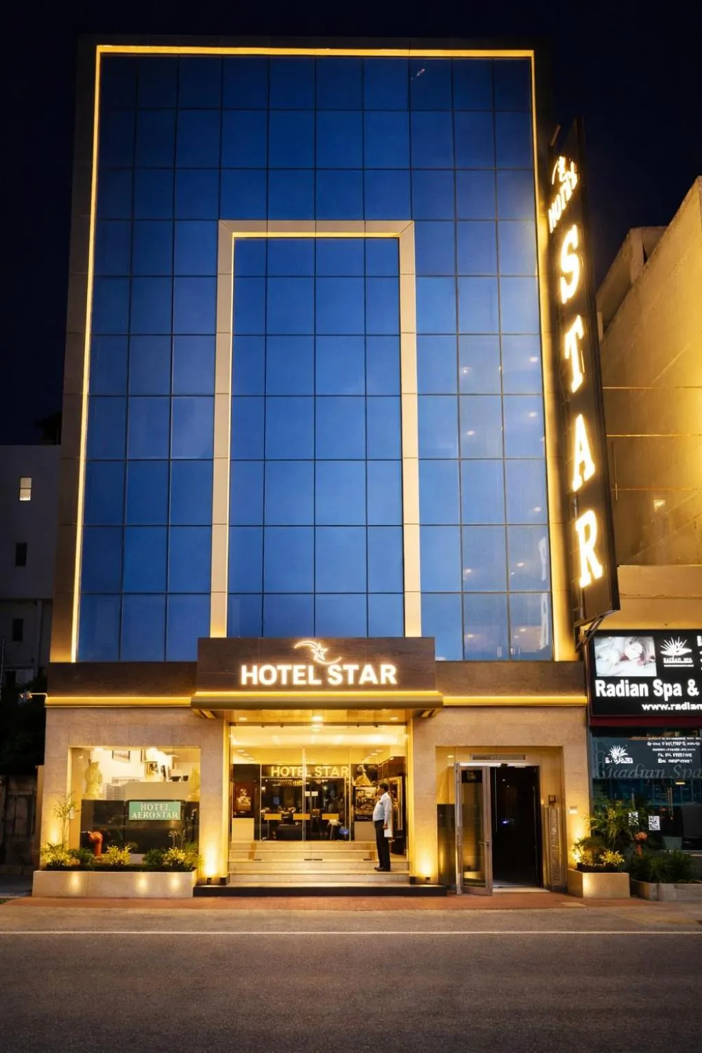 Facade/entrance in Hotel Star By Star Group- Near Delhi Airport